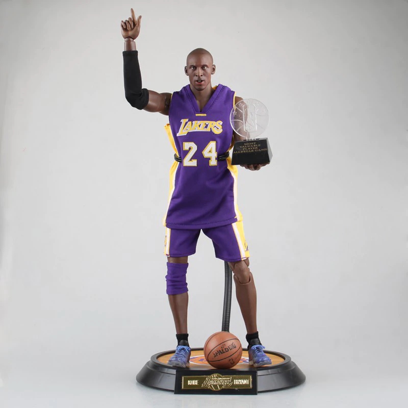 Action Figure Kobe Bryant NBA Lakers 24