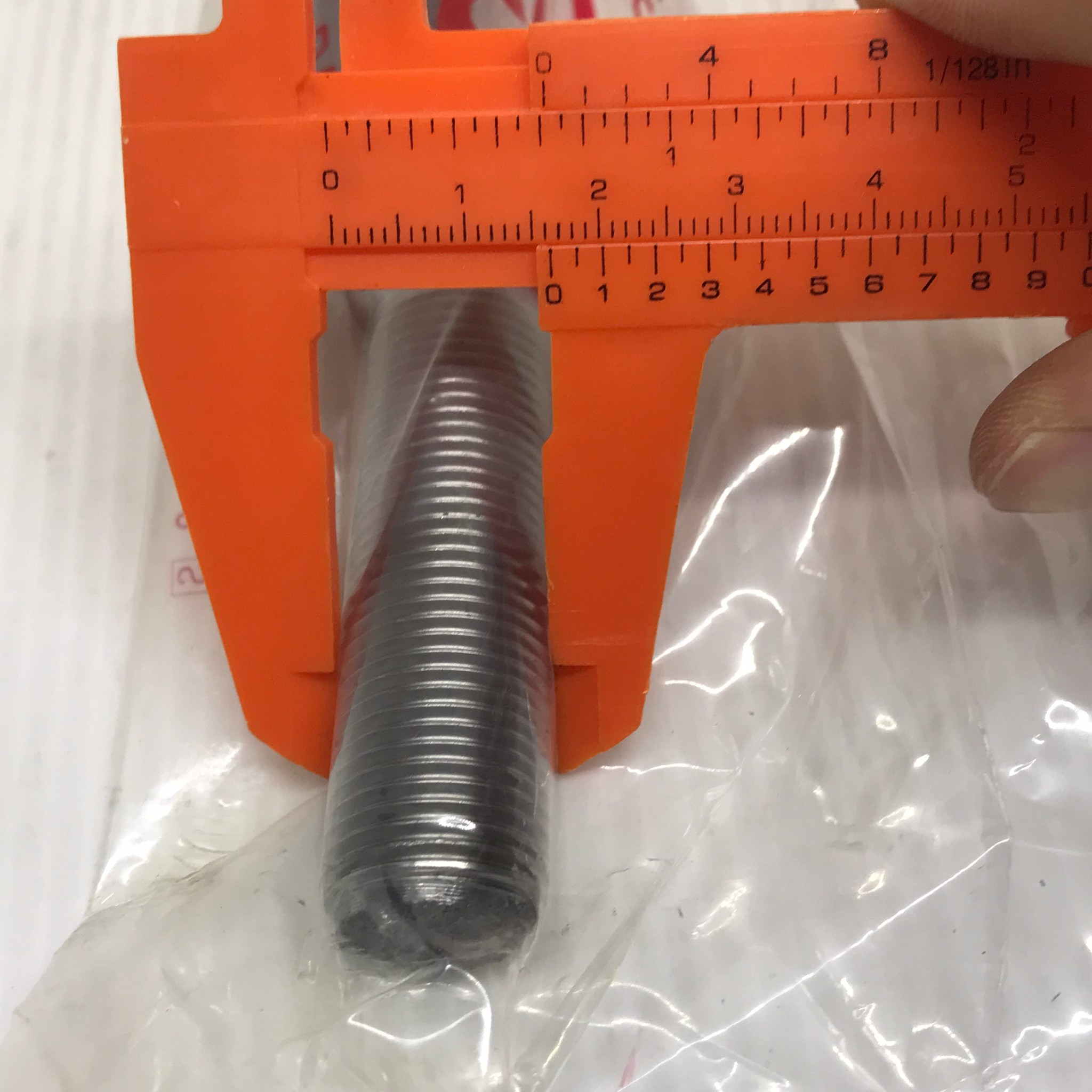 ลูกหมากคันชักยาว TOYOTA TIGER 4WD ตัวแรก ปี 1998-2001 โตโยต้า ไทเกอร์ ยกสูง / เบอร์ SE-3632 / ยี่ห้อ 555 / Three Five (TIE ROD END) 1 คู่ (JAPAN)