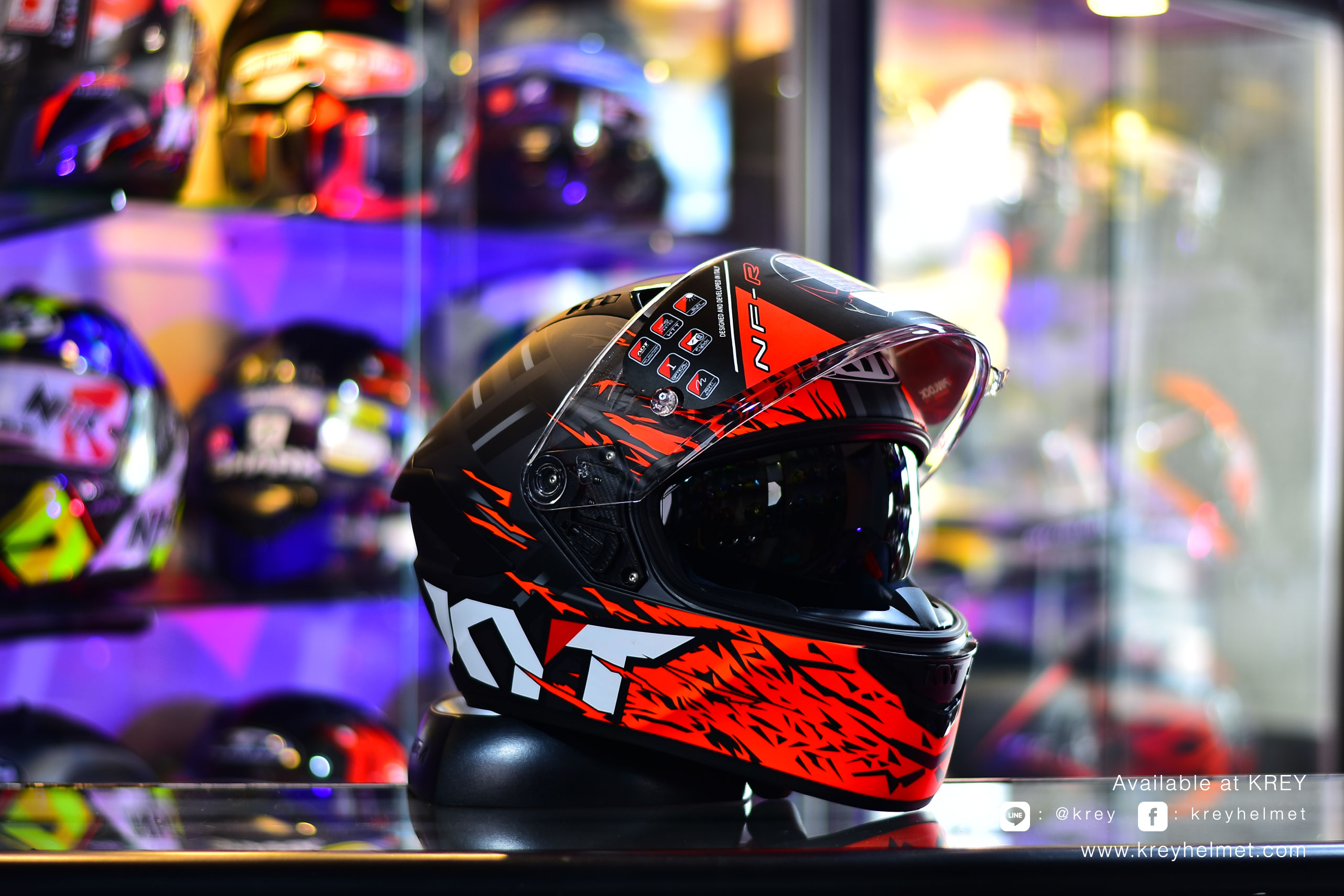 KYT model NFR Flaming Matt Grey/Red