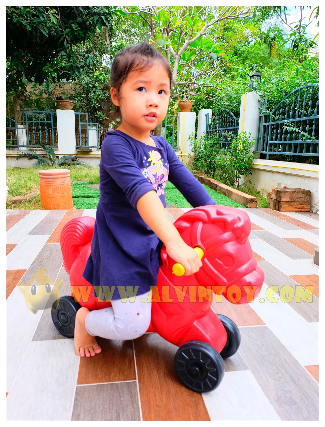 รถขาไขหน้าม้าแดง
