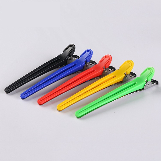 กิ๊บหนีบผม ปากเป็ด 2 คู่ ในแพ็ค (สีสุ่ม)