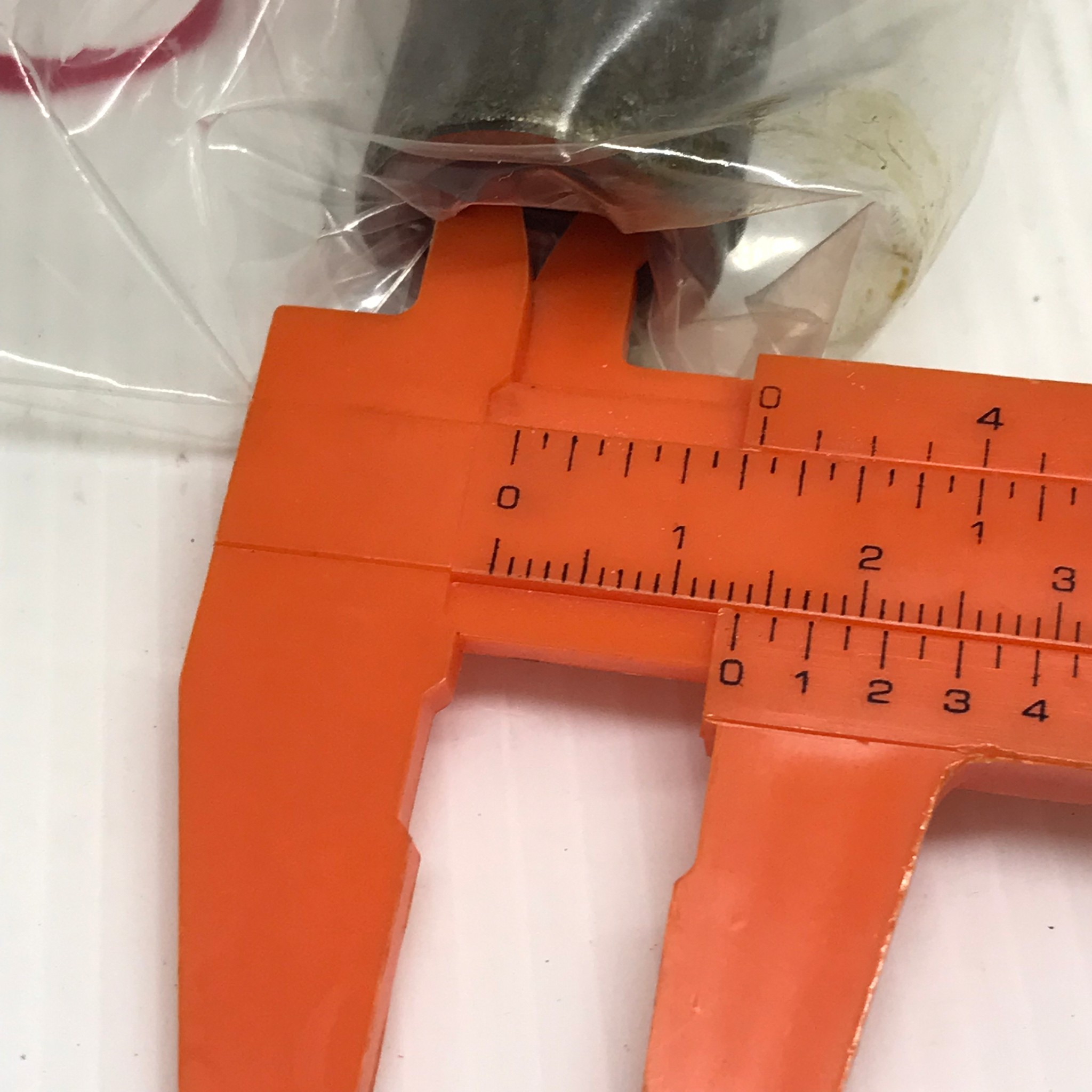 ลูกหมากคันชักสั้น TOYOTA CAMRY ปี 1993-1997 โตโยต้า คัมรี่ / เบอร์ SE-2931 / 45046-29255 / ยี่ห้อ 555 / Three Five (TIE ROD END) 1 คู่ (JAPAN)