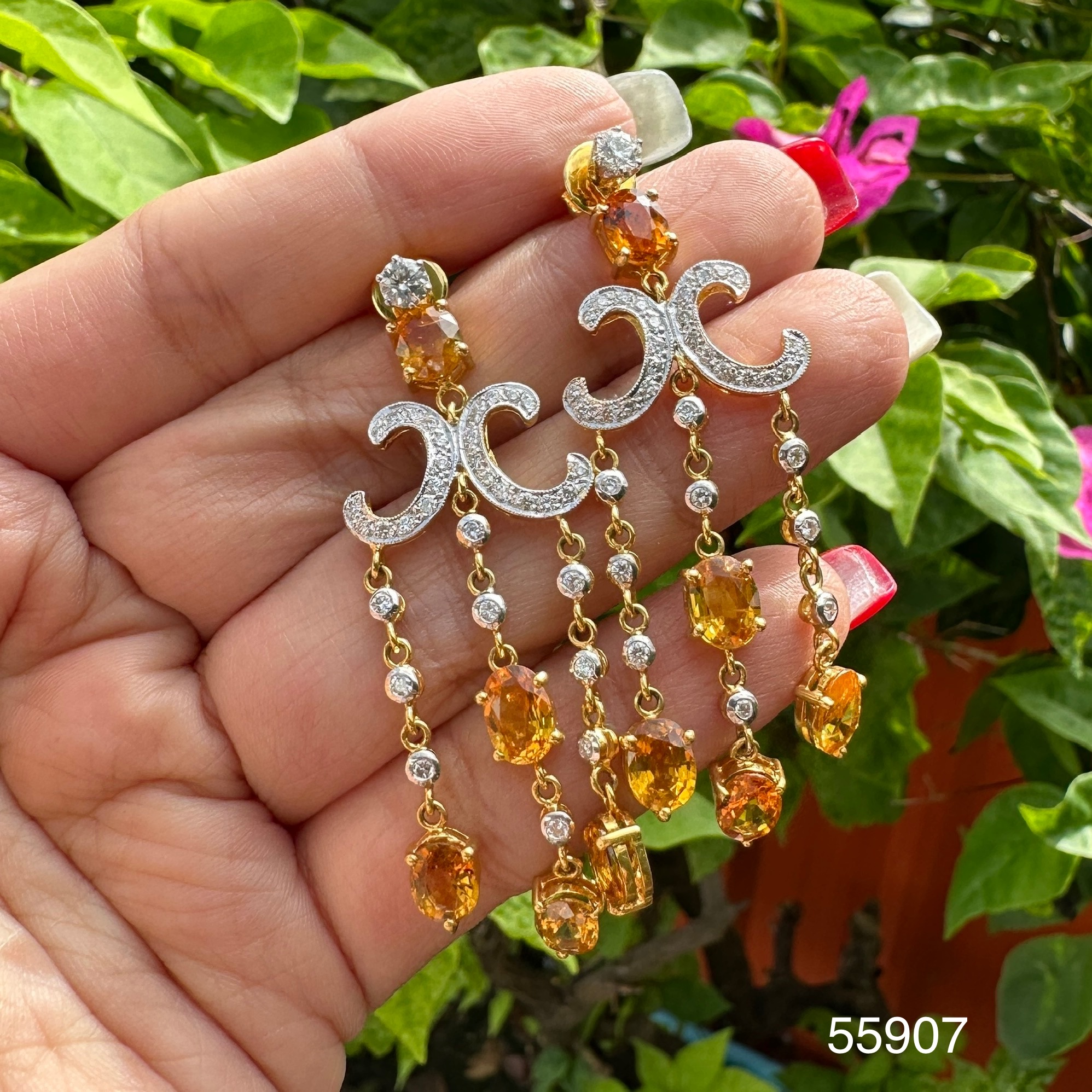 รหัส 55907 ต่างหู บุษราคัม บางกะจะ ระย้า ฝังเพชร 2/0.40 ct ตุ้งติ้ง เพชร 66/0.84 ct ทอง90 งานสวยมาก นน. 14.18 g