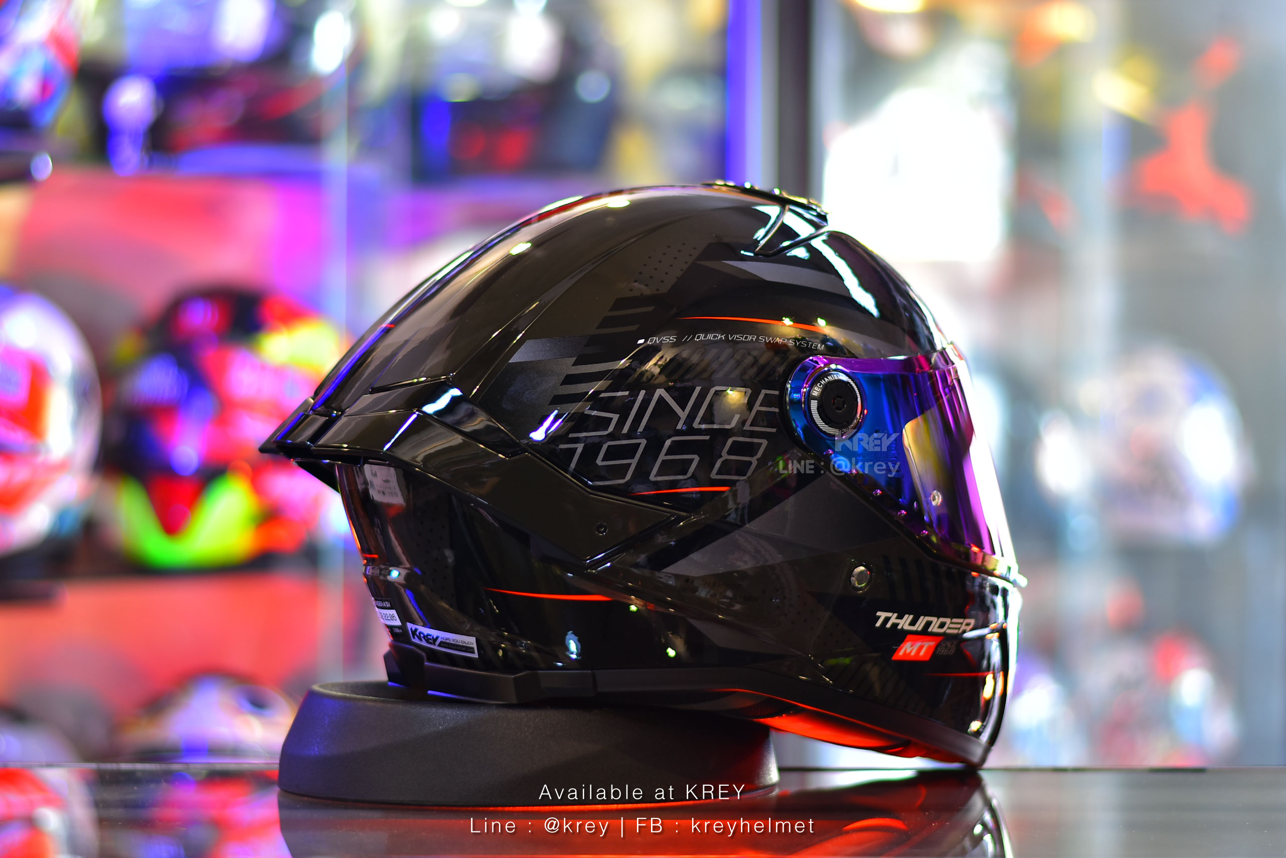 MT model THUNDER 4 SV LUMINENCE BLACK