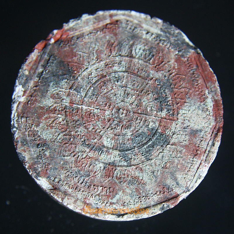 หลวงพ่อโสธร เนื้อผงแปดเหลี่ยมพิมพ์ใหญ่ (ลายเสือ) รุ่นทองประทาน วัดโสธรวรารามวรวิหาร