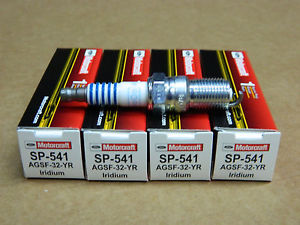 หัวเทียน ESCAPE 2.3L รุ่นใช้สายหัวเทียน (1ชุด มี 4หัว) / ITR5H13