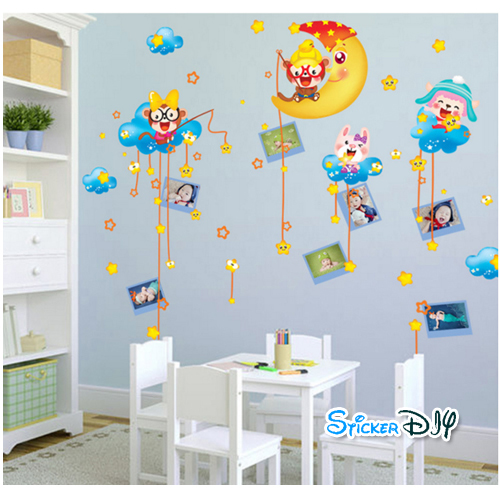 Wall Sticker สติ๊กเกอร์ติดผนังกรอบรูป ลิงน้อยตกดวงดาว (กว้าง184xสูง127cm.)