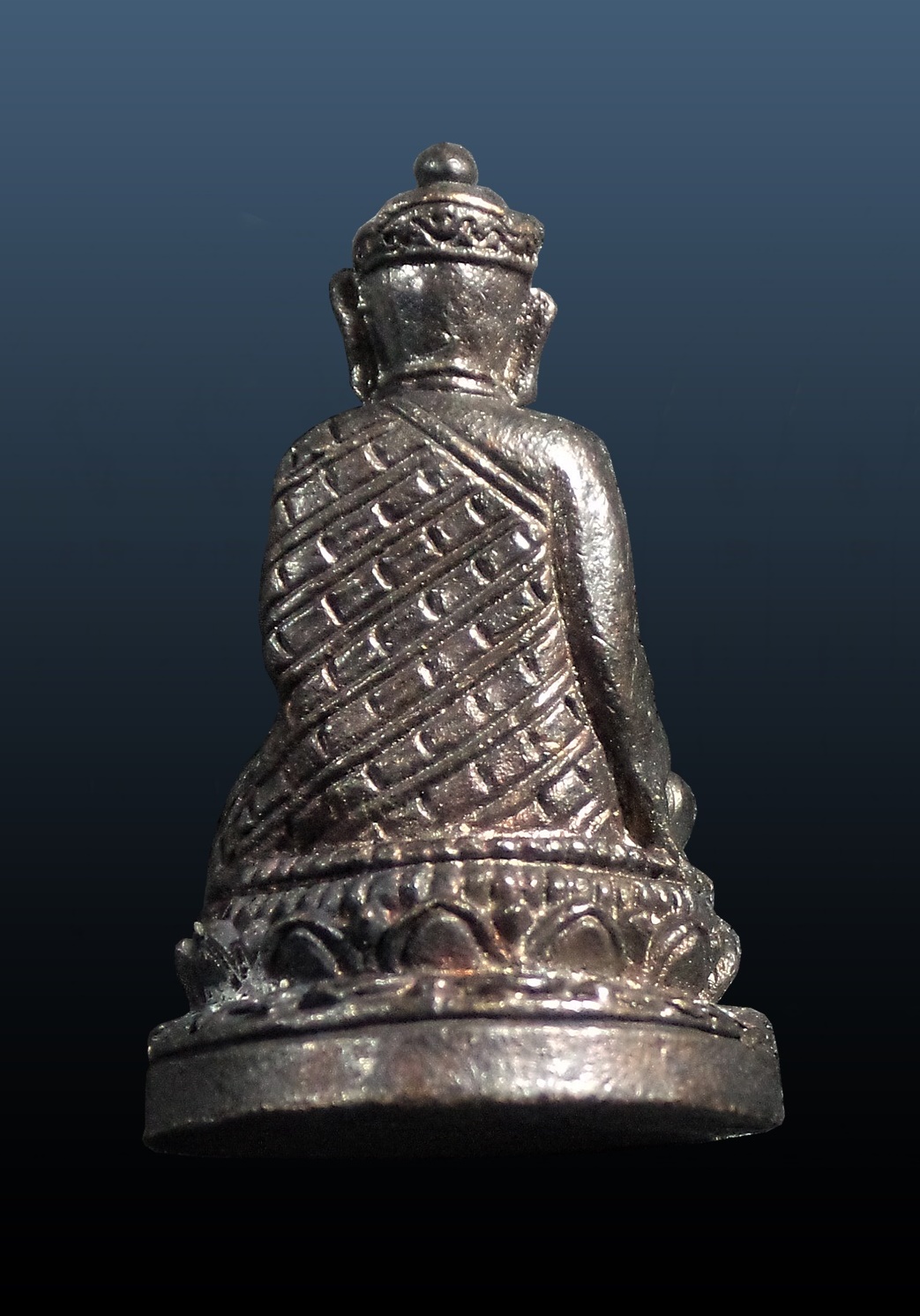 รูปหล่อไต่ฮงกง มูลนิธิปอเต็กตึ๊ง กรุงเทพฯ ปี2528