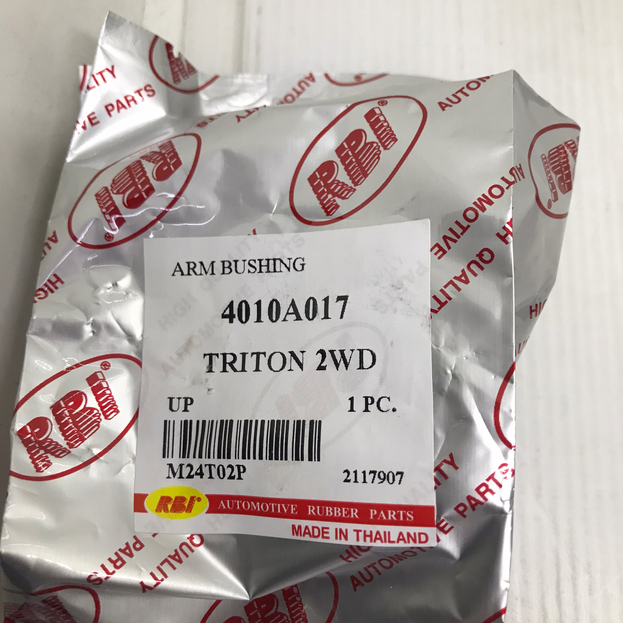 (1ตัว) บู๊ชปีกนก MITSUBISHI TRITON 2WD ปี 2006-2013 ตัว บน มิตซูบิชิ ไตรตั้น / UPPER / ARM BUSHING / ยี่ห้อ RBI / เบอร์ 4010A017 / M24T02P
