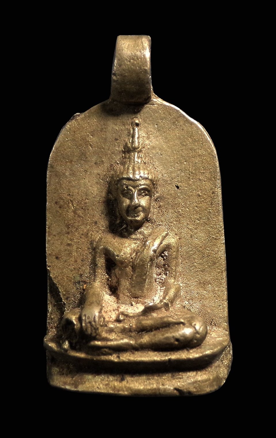 เหรียญหล่อจอบพระพุทธ วัดกำแพง กทม. ปี2545