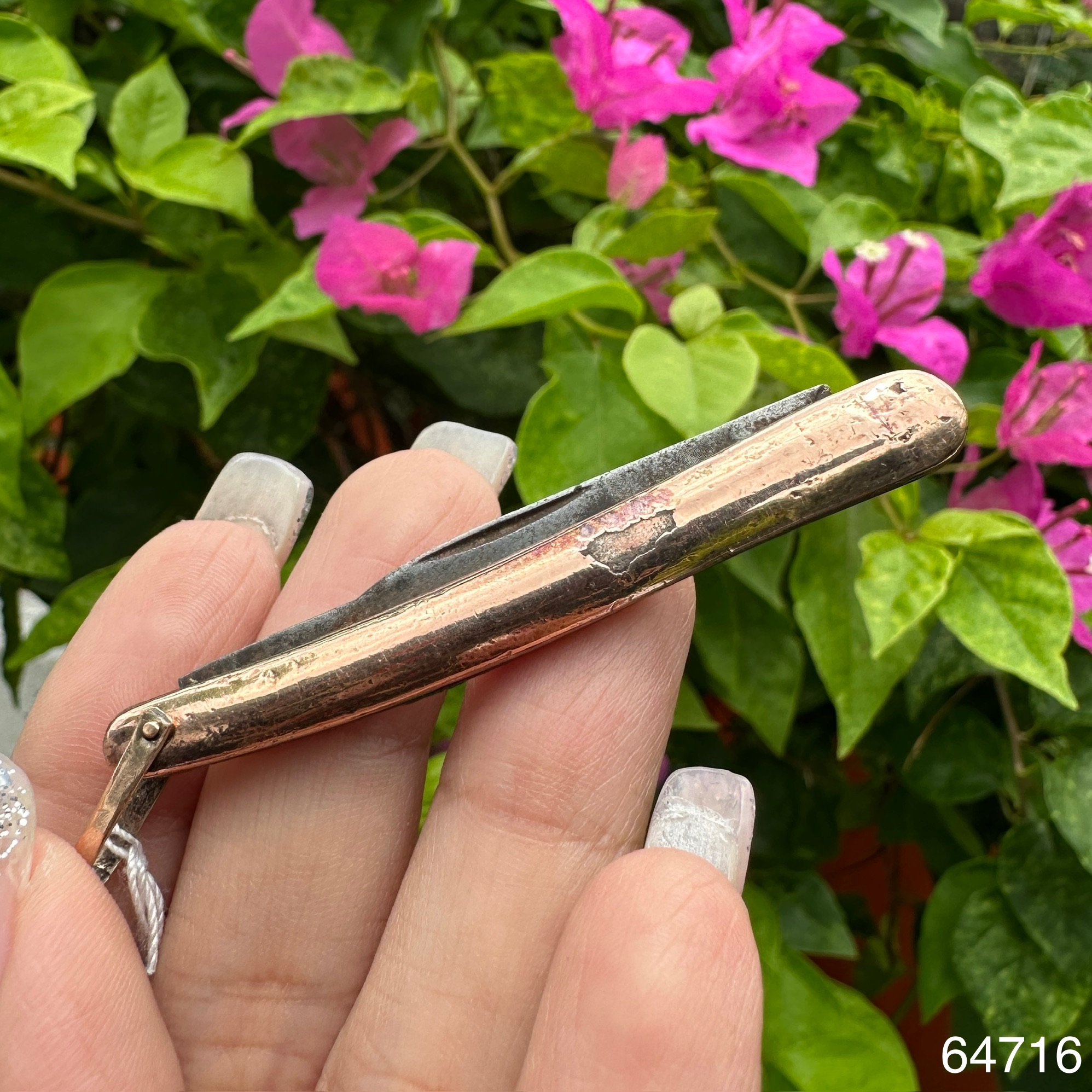 รหัส 64716 มีดพับ เลี่ยมนาก40 งานเก่า หลุดจำนำ สวยมาก นน. 13.03 g
