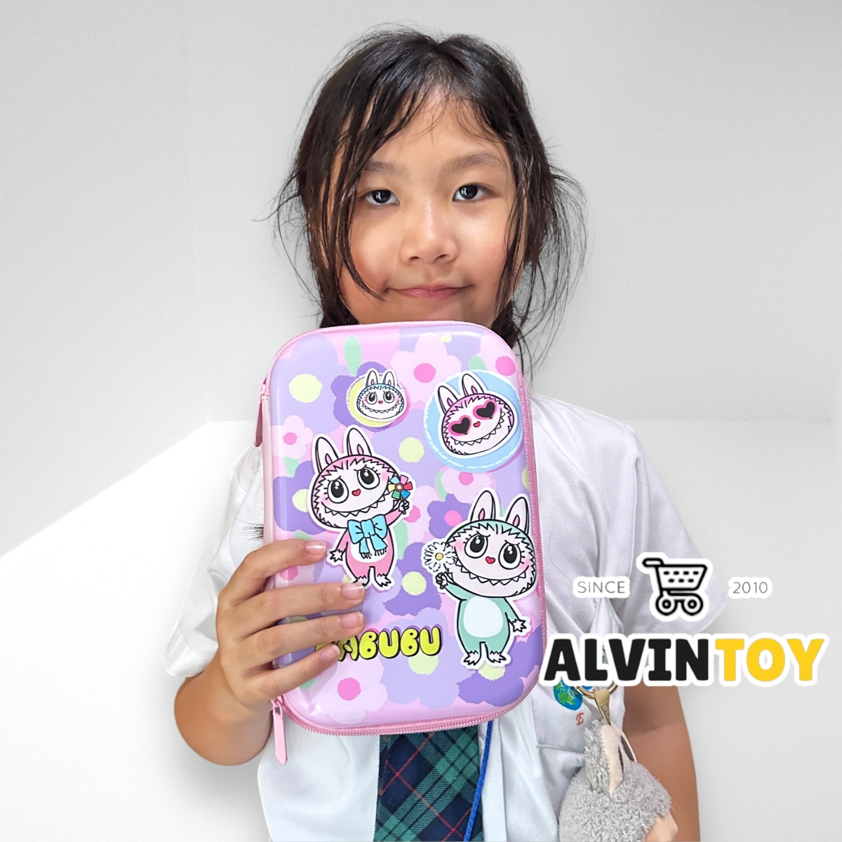 กระเป๋าดินสอไฟเบอร์ซิปรอบ ลาบูบู้ Labubu