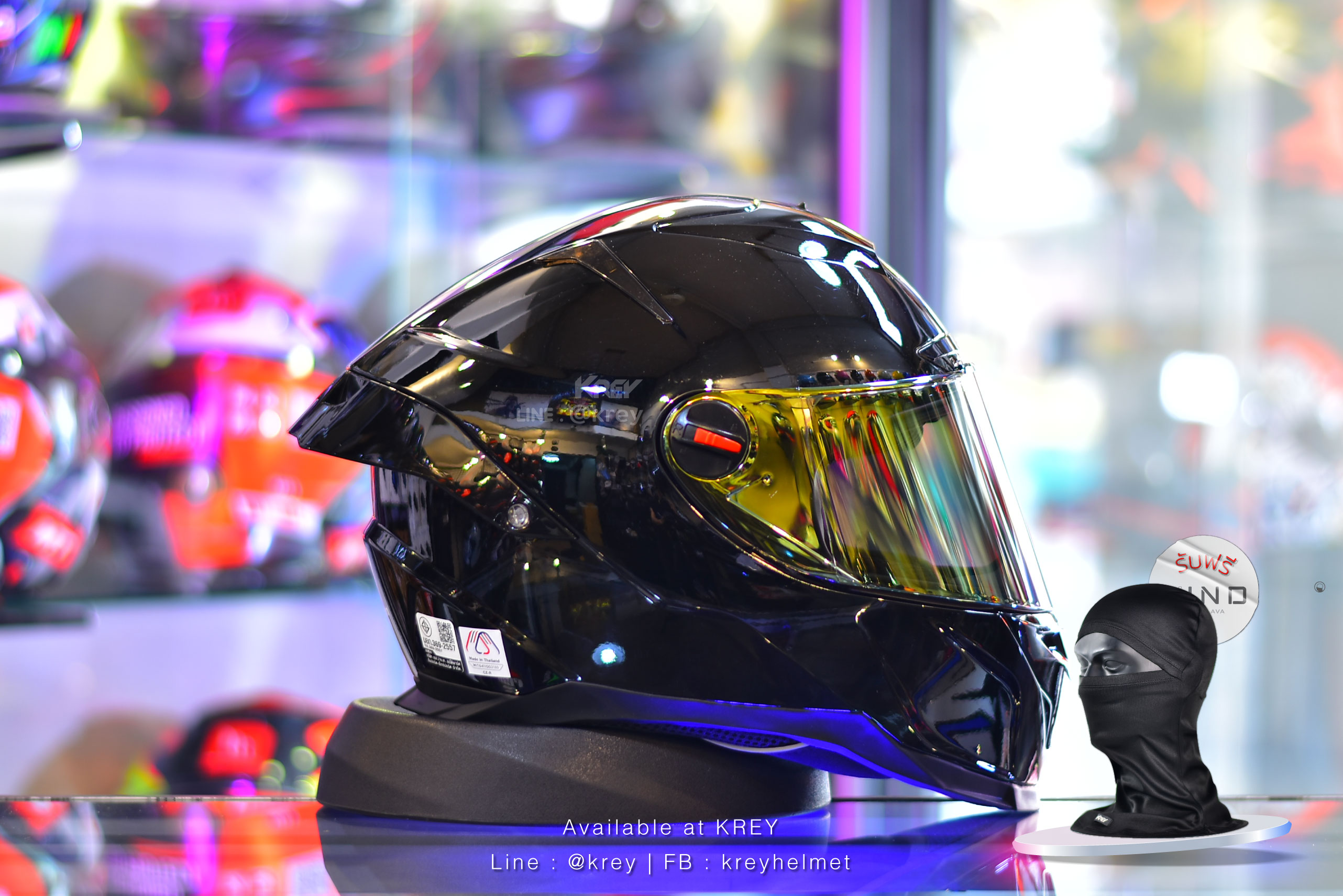 Random model CZR-BT Super Glossy Black