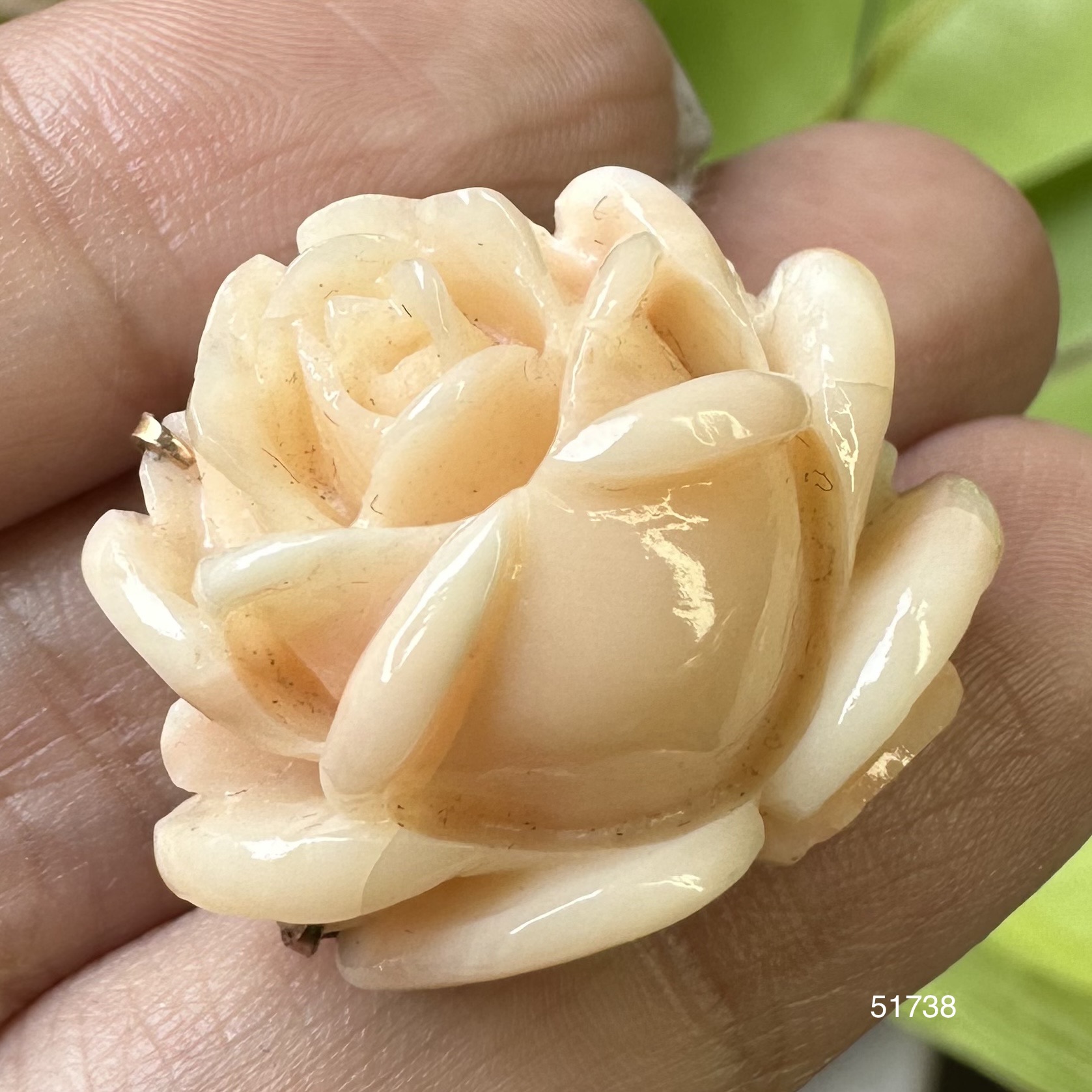 รหัส 51738 จี้ ดอกกุหลาบ แกะสลัก ทอง14K งานเก่า หลุดจำนำ สวยมาก นน. 9.71 g