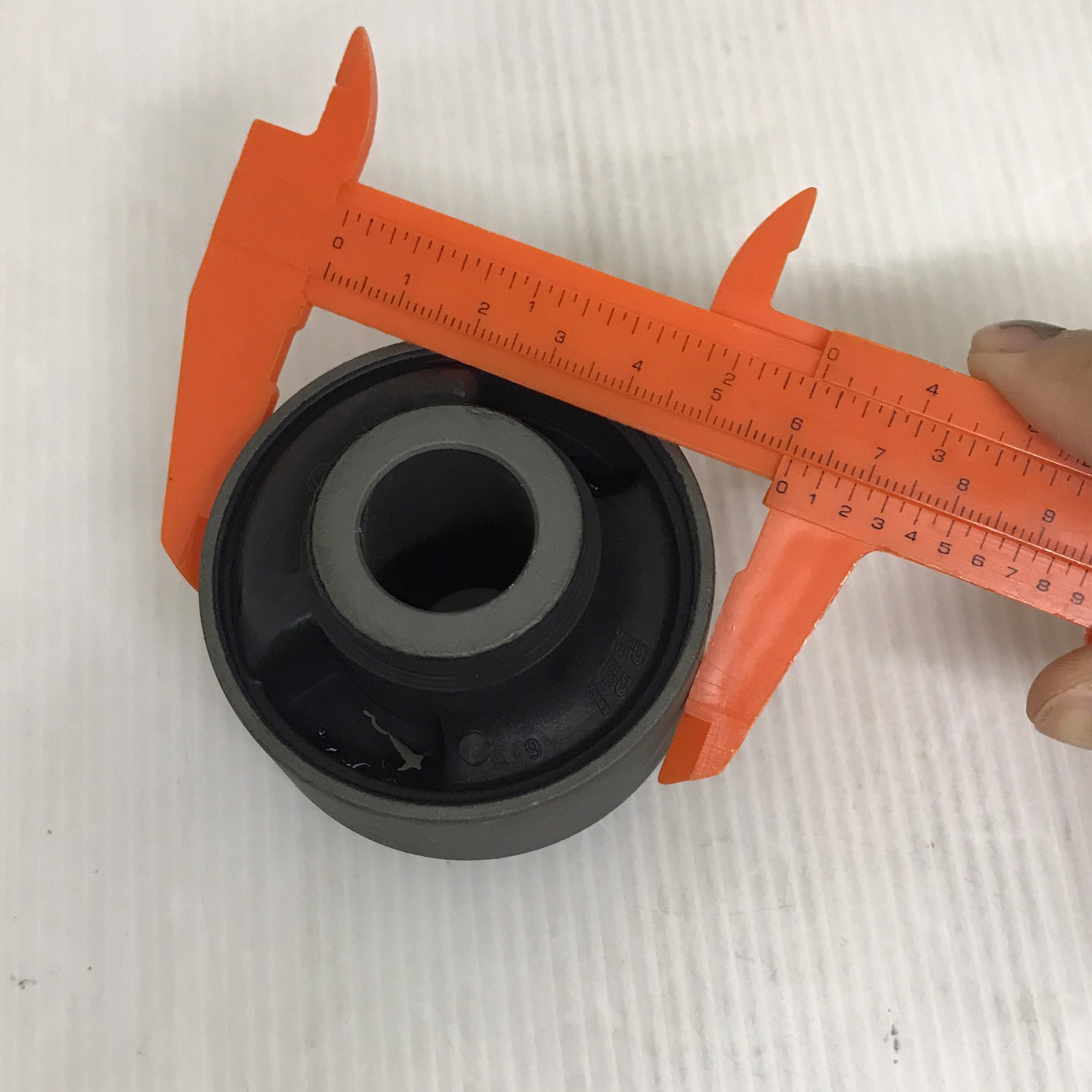 (1ตัว) บู๊ชปีกนก HONDA ตัวล่าง ตัวใหญ่ JAZZ / CITY ปี 2003-2008 ตัวล่าง ฮอนด้า ซิตี้ แจ๊ส / LOWER / BIG ARM BUSHING ยี่ห้อ RBI เบอร์ 51391-SEL-T01 / O24302WB