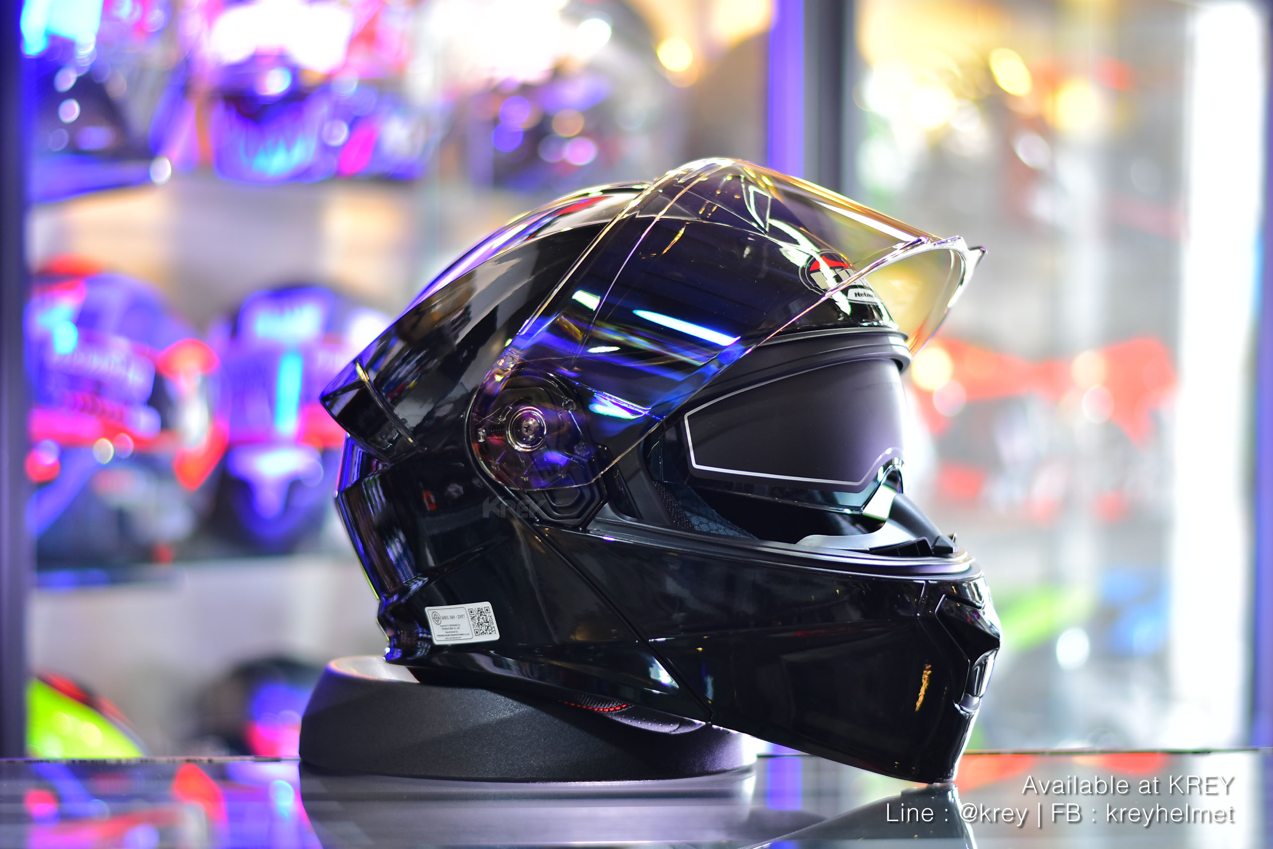 Real model Atlas Black Glossy