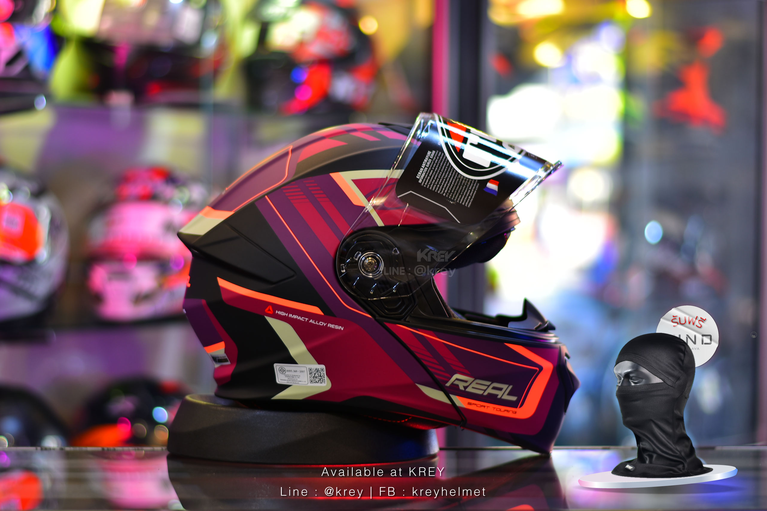 Real model Atlas Stratus Matt Black Burgundy