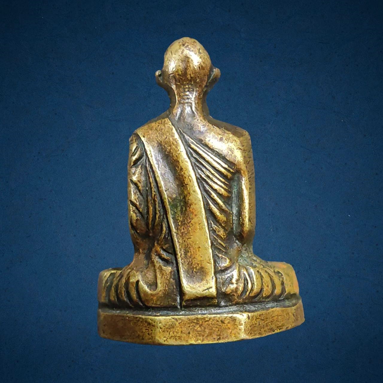 รูปหล่อ หลวงพ่อเดิม วัดหนองโพ นครสวรรค์ พิมพ์นิยม A เนื้อทองเหลือง ปี2482