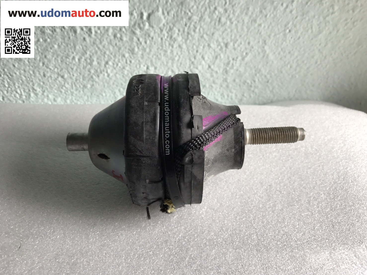 ยางรองแท่นเครื่องด้านขวา MINI COOPER S (R50, R53) (รูปจริง) / 22116760448, Engine Mounting