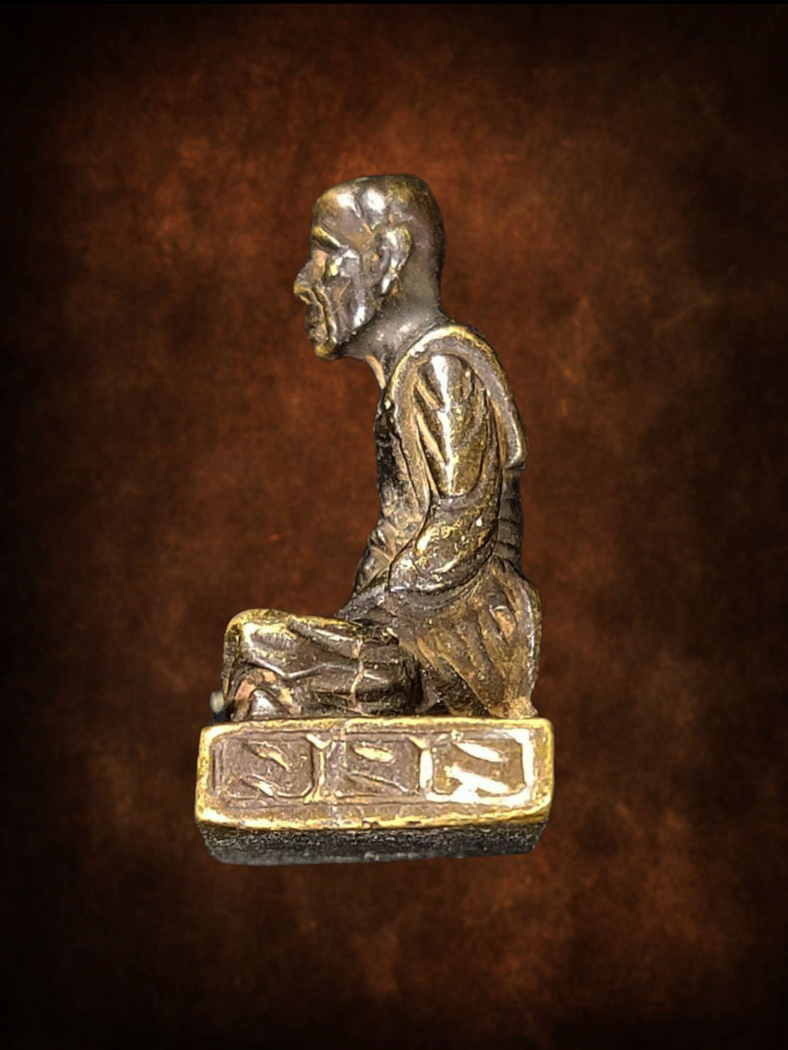 รูปหล่อหลวงพ่อสด วัดปากน้ำ กทม. สูงประมาณ 2.7 ซ.ม.