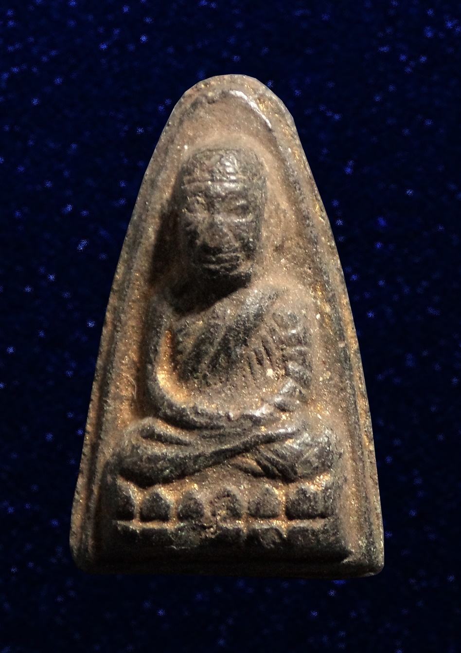 หลวงปู่ทวดเนื้อดินเผา วัดช้างให้ ปี 2513 ผสมผงว่านหลวงปู่ทวด ปี2497 จัดสร้างโดย พระครูใบฎีกาขาว รกุขิตธมุโม