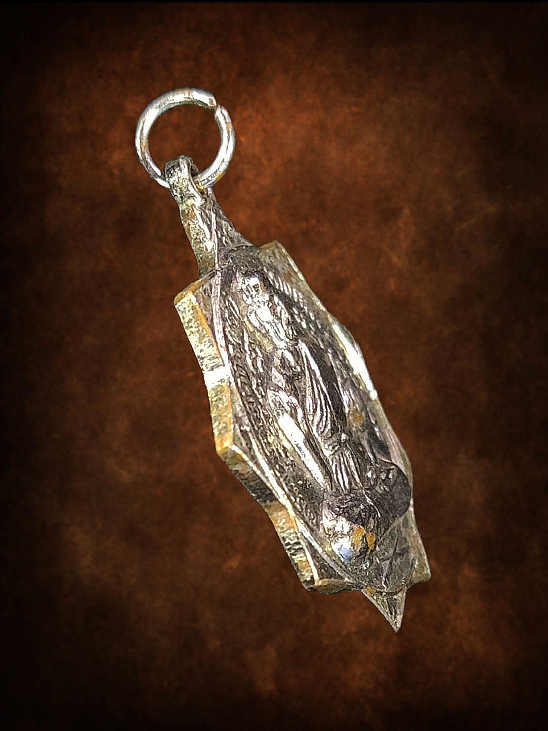 เหรียญจักร หลวงพ่อเต้า วัดเกาะวังไทร หลัง หลวงพ่อแช่ม วัดตาก้อง นครปฐม ปี 2528