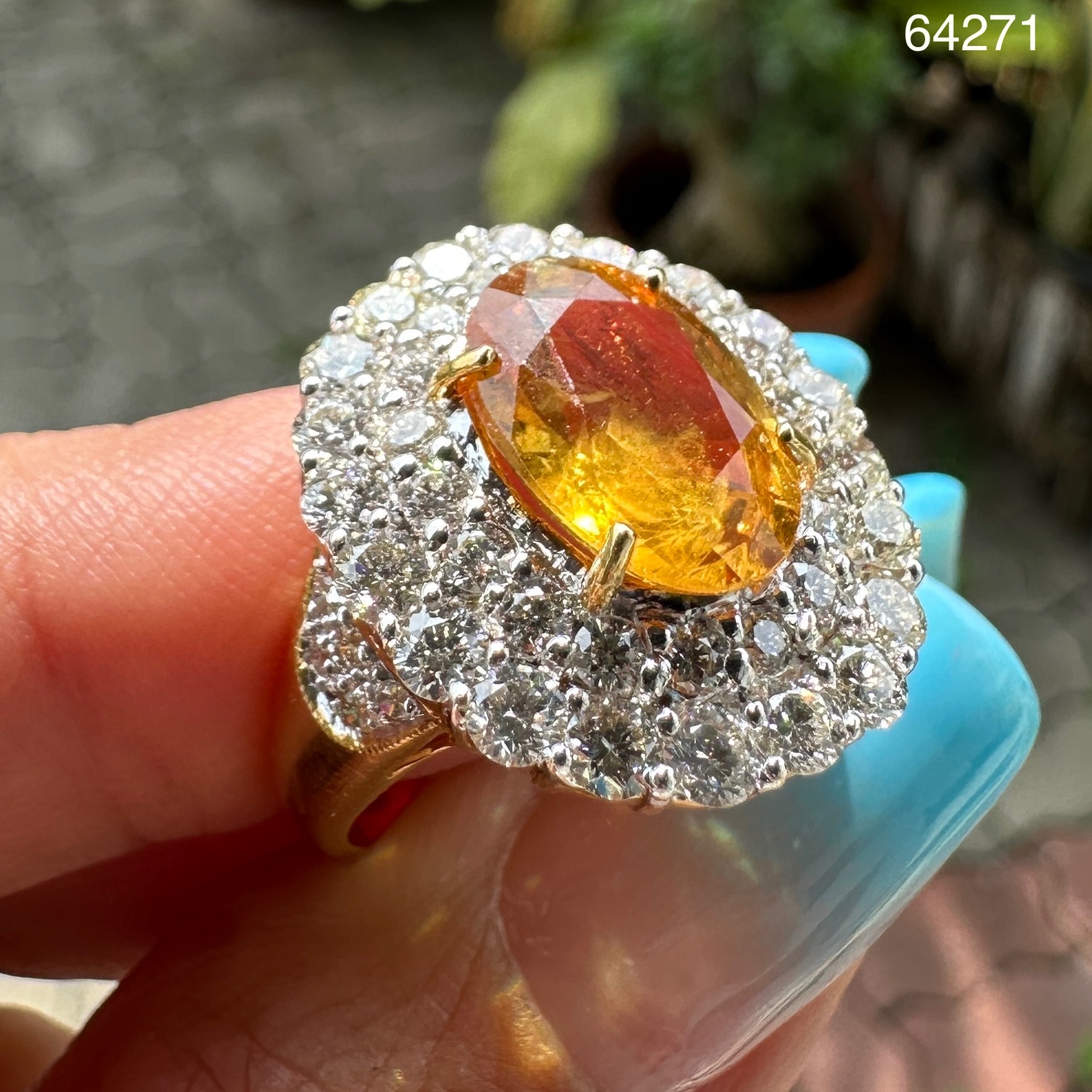 รหัส 64271 แหวน บุษราคัม บางกะจะ ล้อมเพชร 48 เม็ด 1.64 กะรัต ทอง18K ขนาด 51 พร้อม Cert. นน. 7.84 g
