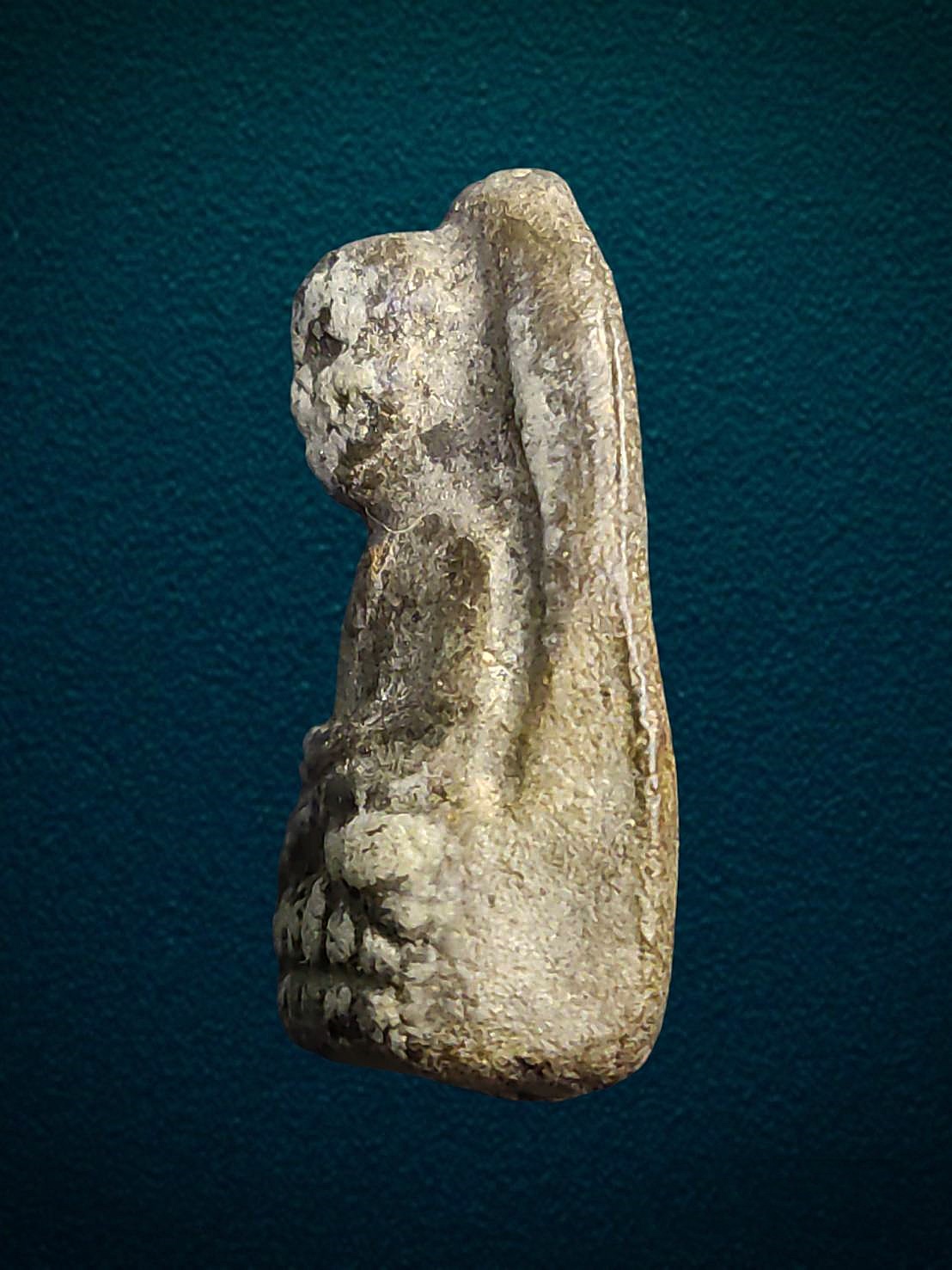 พระหลวงพ่อทวด วัดช้างให้ จ.ปัตตานี ปี2497 เนื้อว่าน พิมพ์พระรอด