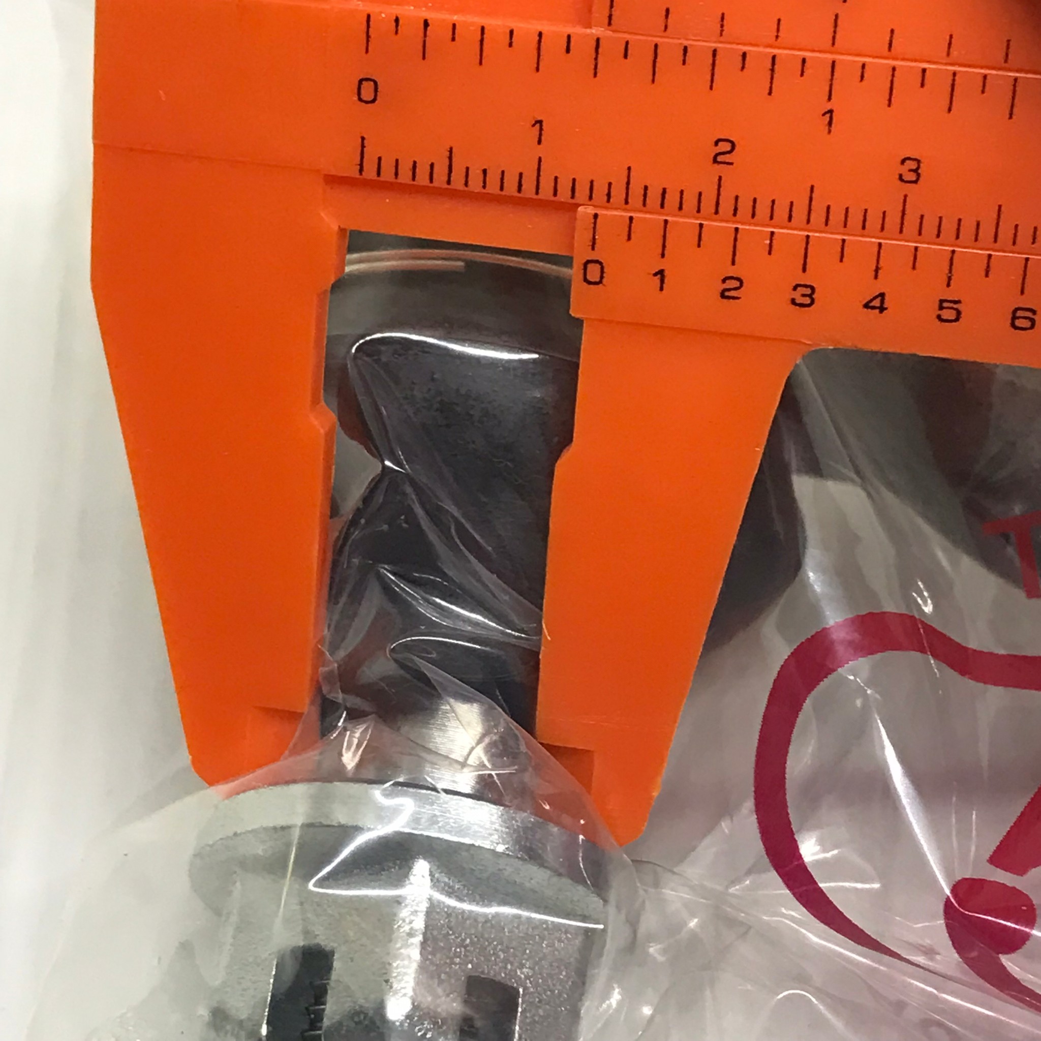 ลูกหมากคันชักสั้น TOYOTA HIACE COMMUTER KDH200 / TRH200 โตโยต้า ตู้ คอมมูเตอร์ / เบอร์ SE-3971 / ยี่ห้อ 555 / Three Five (TIE ROD END) 1 คู่ (JAPAN)