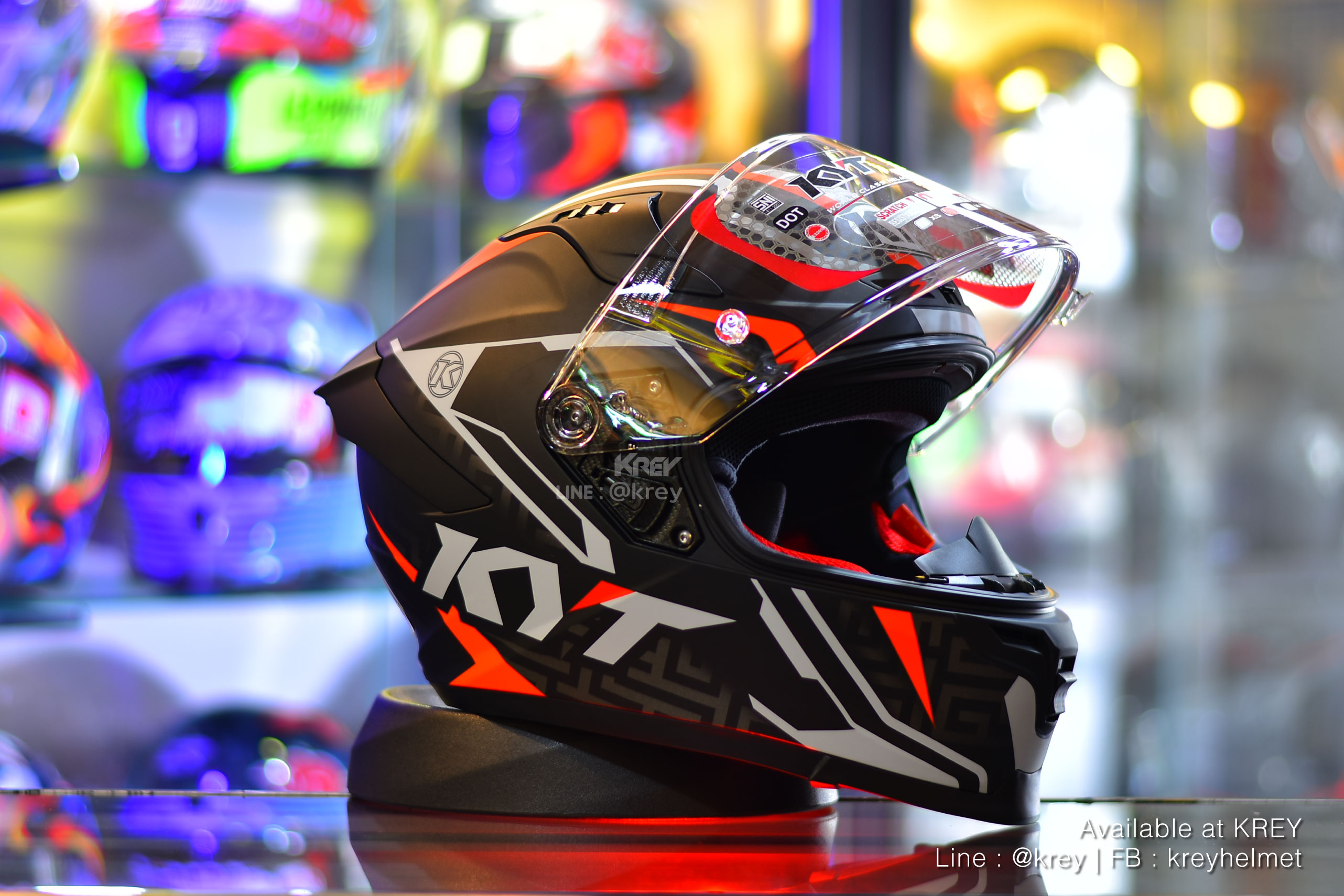 KYT model STRIKER#2 MATT BLACK RED