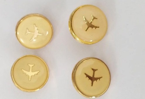 ชุดพนักงานต้อนรับบนเครื่องบิน กัปตันนักบิน นักบินพลเรือน เสื้อเชิ้ตสีขาวสำหรับทำงานของพนักงานต้อนรับบนเครื่องบิน