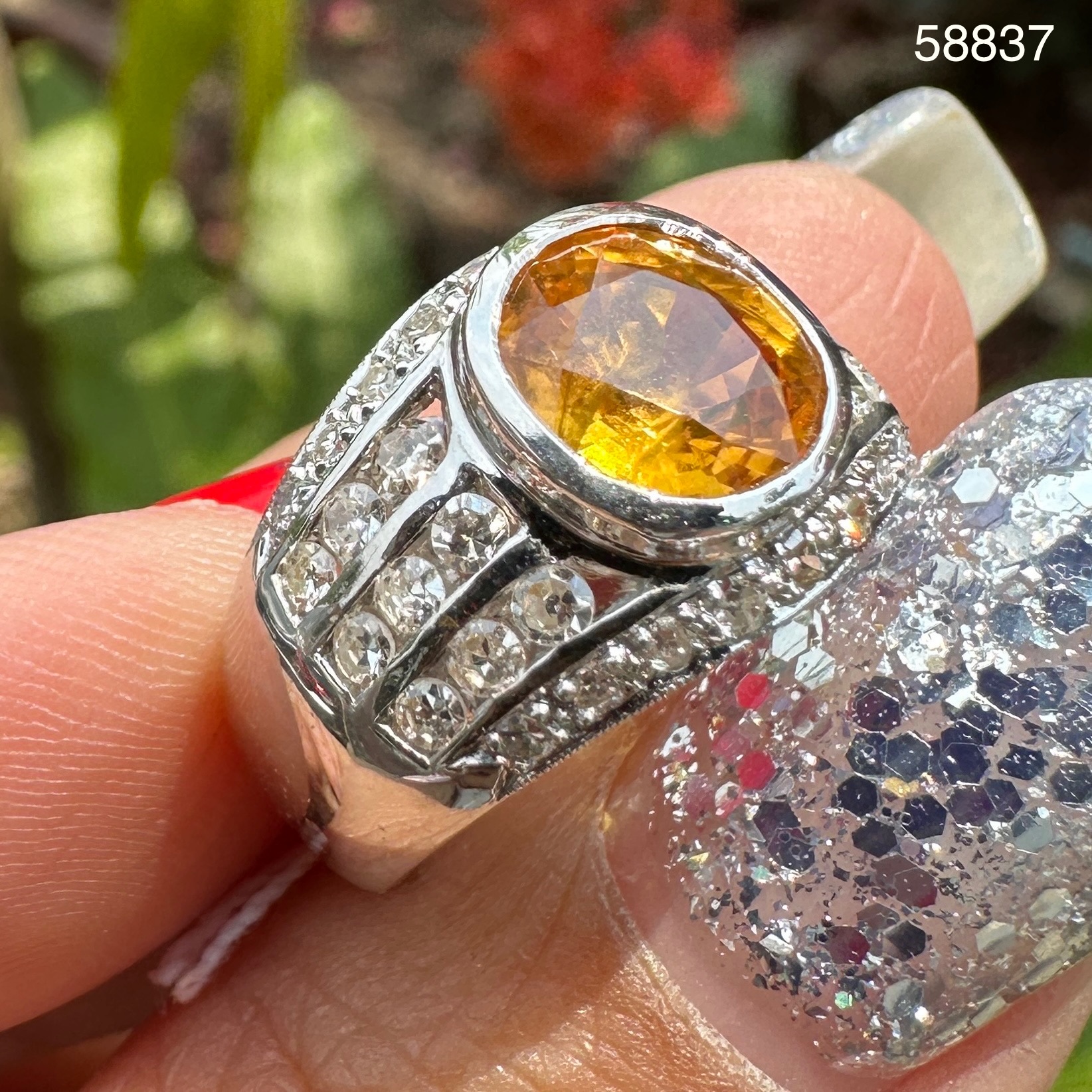 รหัส 58837 แหวน บุษราคัม บางกะจะ 2.00 กะรัต ฝังเพชรกุหลาบ 36 / 0.55 กะรัต ทอง90 ชุบขาว นน. 6.18 g