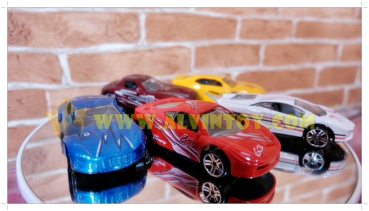 โมเดลรถเหล็ก Die Cast