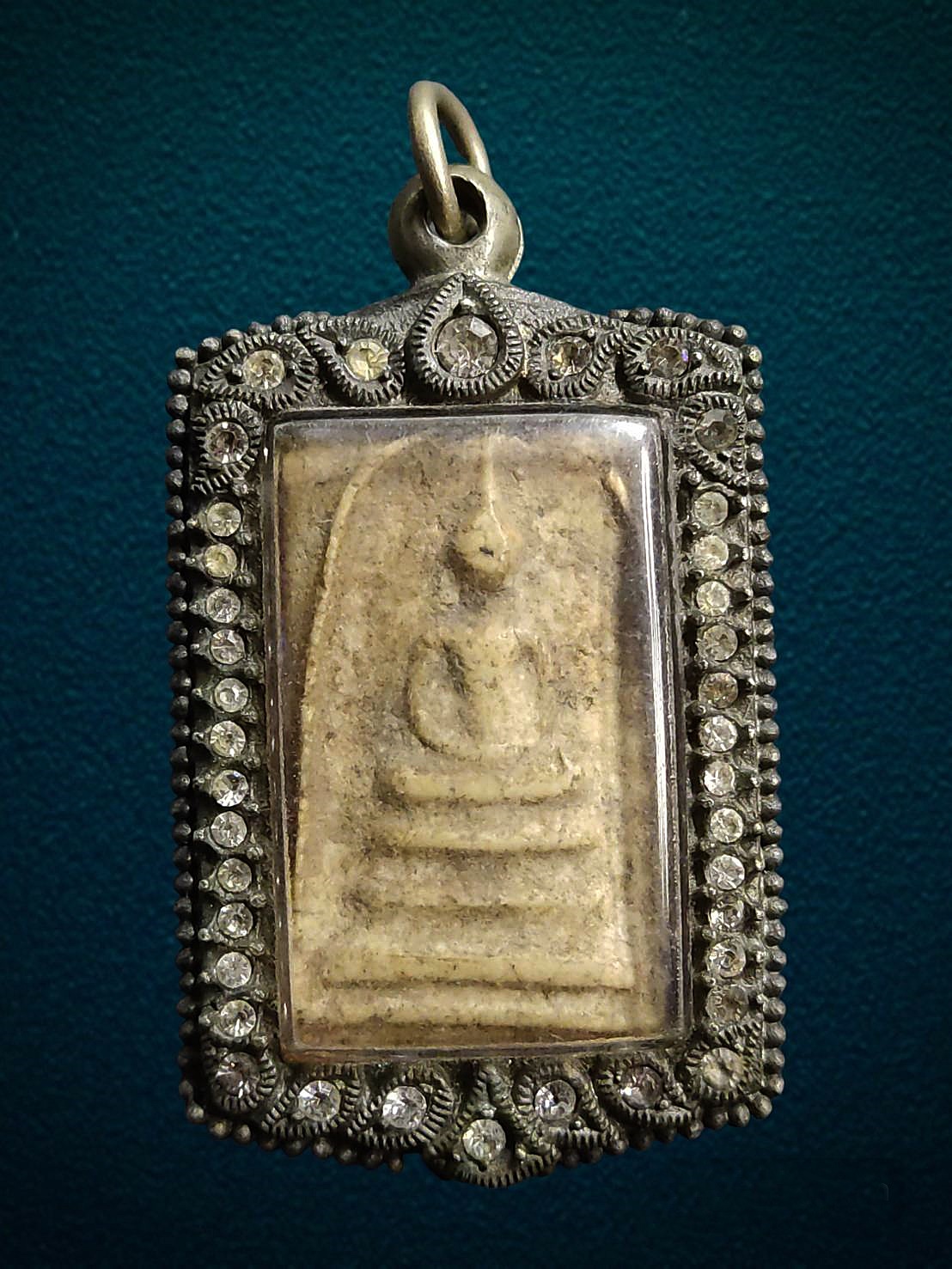 พระสมเด็จพิมพ์3ชั้น หลวงตาพัน วัดบางขุนพรหม เนื้อผง กรุงเทพ