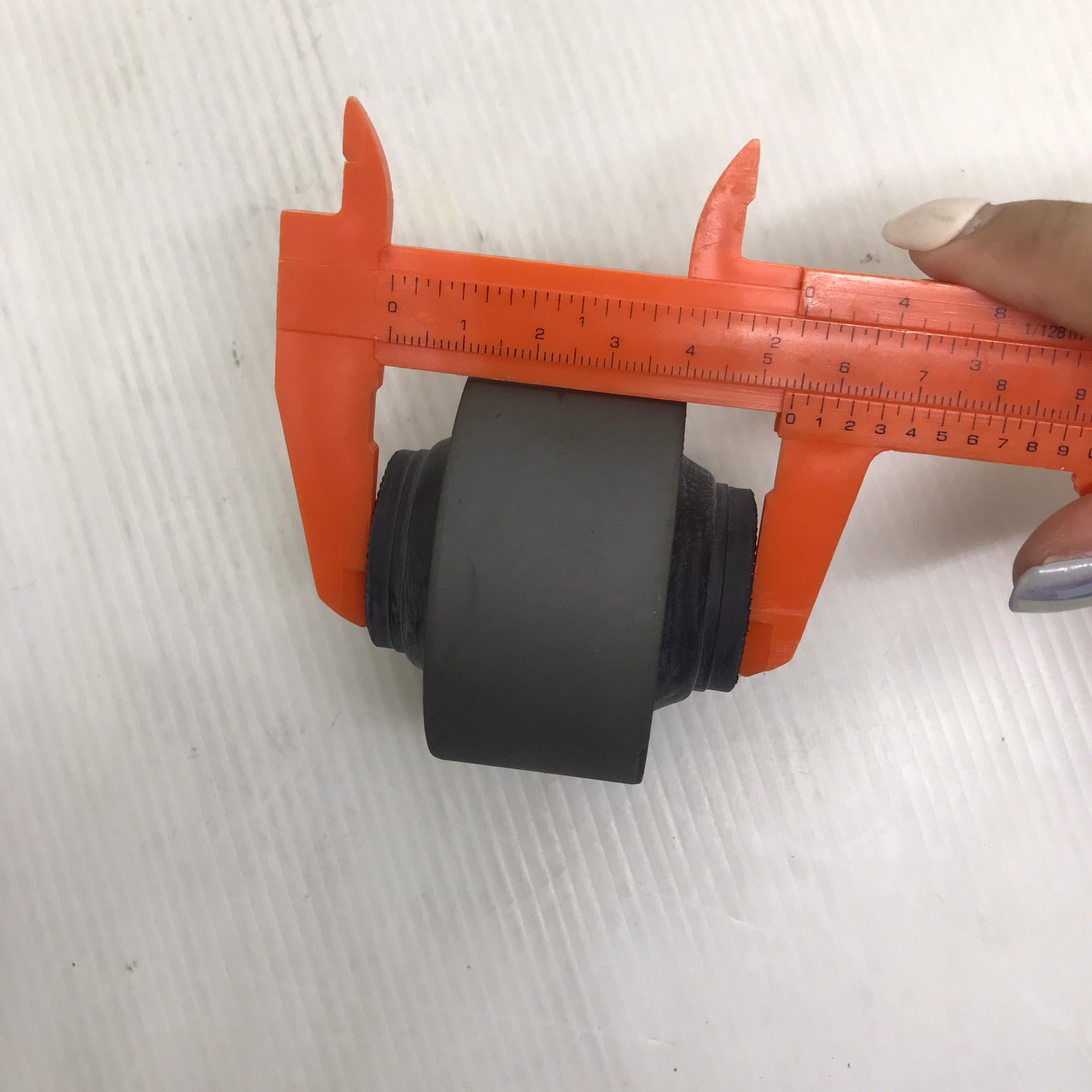 (1ตัว) บู๊ชปีกนก TOYOTA ตัวล่าง ตัวใหญ่ AT190, ST190 ตัว ล่าง โตโยต้า / LOWER / BIG ARM BUSHING ยี่ห้อ RBI / เบอร์ 48655-20140 / T2409WB