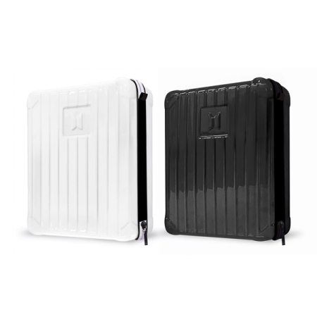 ( Pre-Order ) BTS 2018 SUMMER PACKAGE IN SAIPAN ( Random Out Case Black / White ) วางจำหน่าย 14 / 8 / 2018