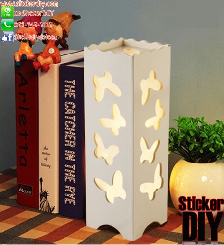 โคมไฟแต่งบ้าน แบบตั้งโต๊ะฉลุลาย BUTTERFLIES สีขาว