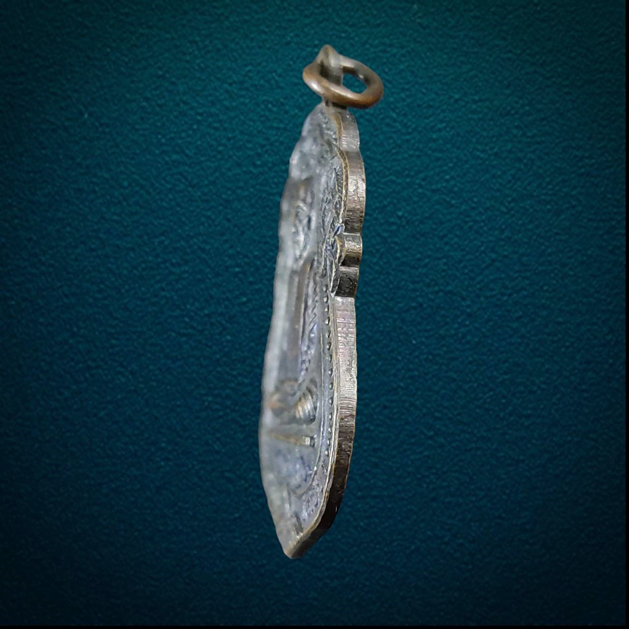 เหรียญหลวงพ่อฉ่ำ ด้านหลังหลวงพ่อก่าง วัดช้าง จ.สระบุรี ปี 2518