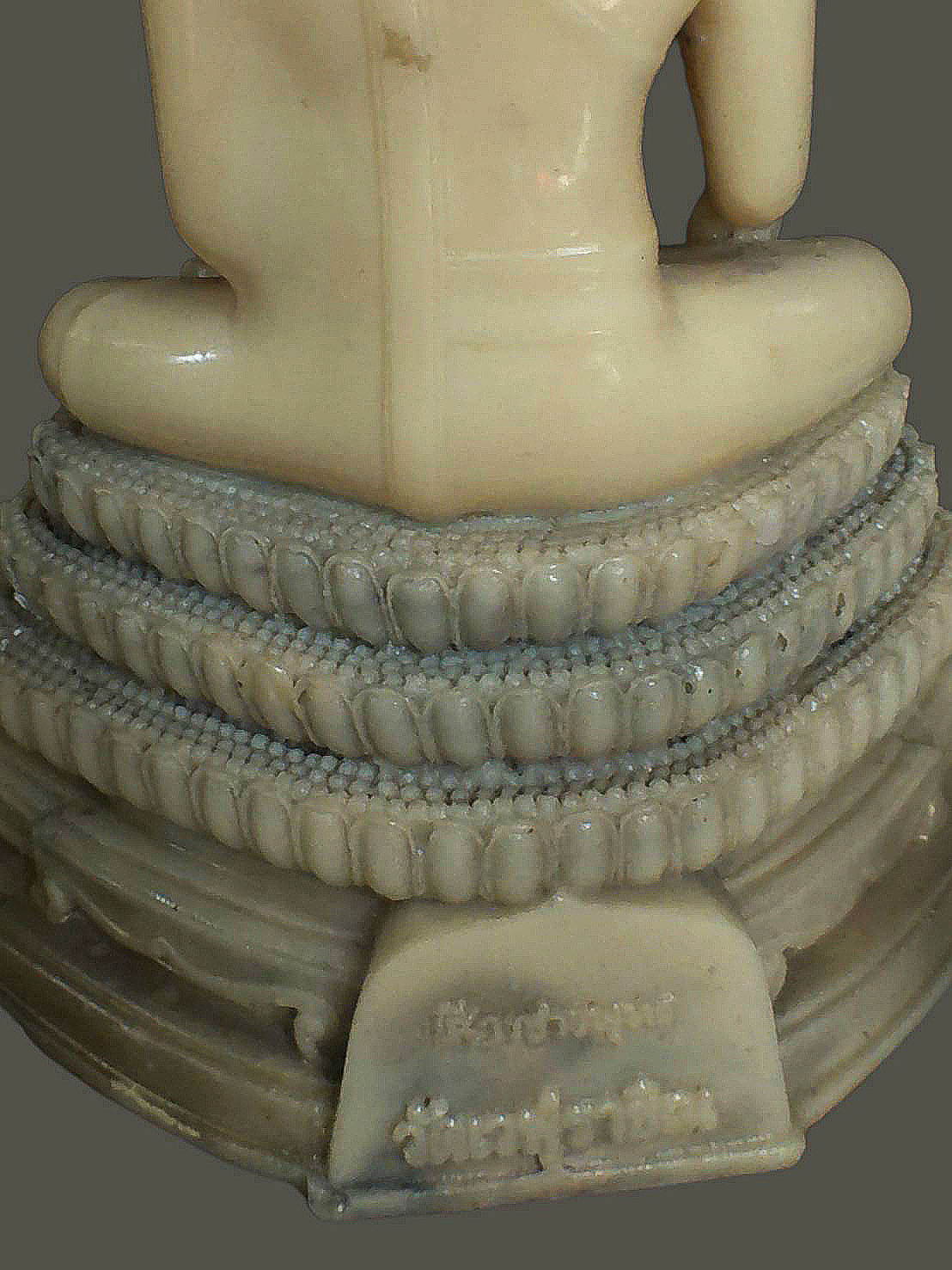 พระบูชาสามสมัย วัดเวฬุราชิน ธนบุรี กทม. เนื้อเรซิ่น พิธีใหญ่ ขนาดสูง 8 นิ้ว กว้าง 6 นิ้ว