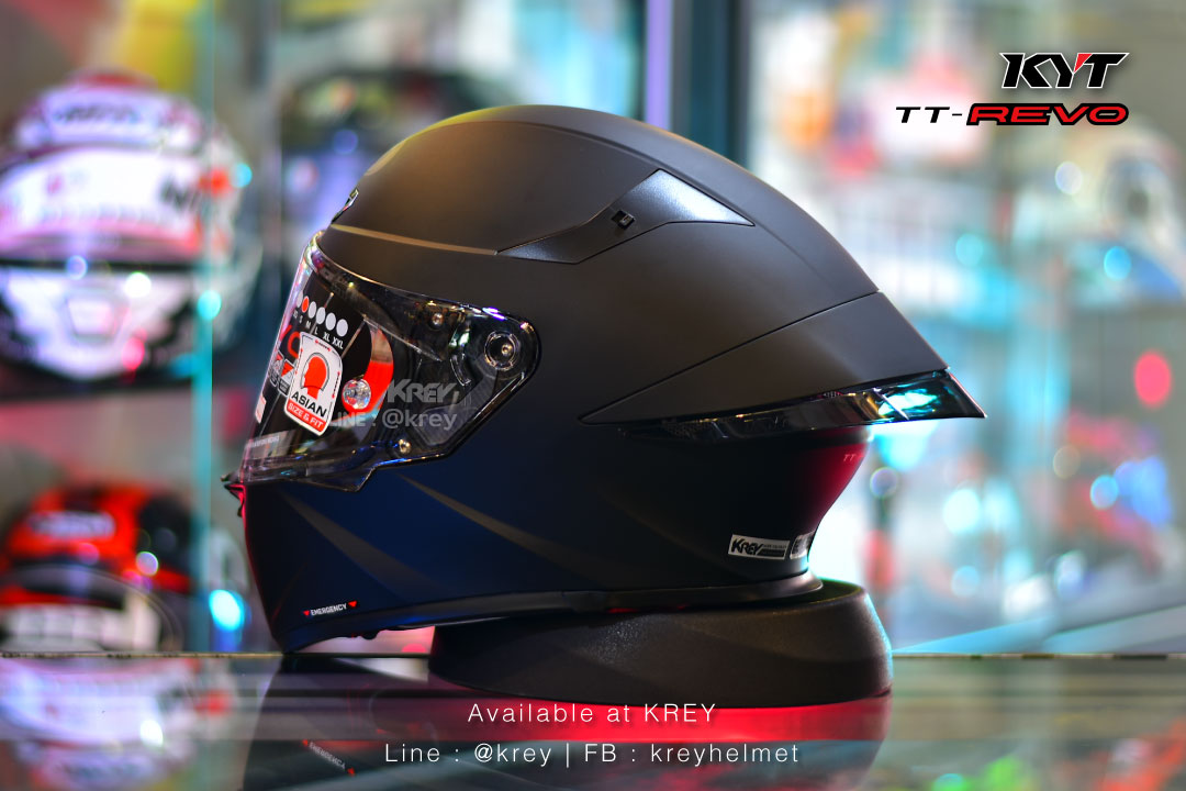 KYT model TT REVO Solids Matte Black