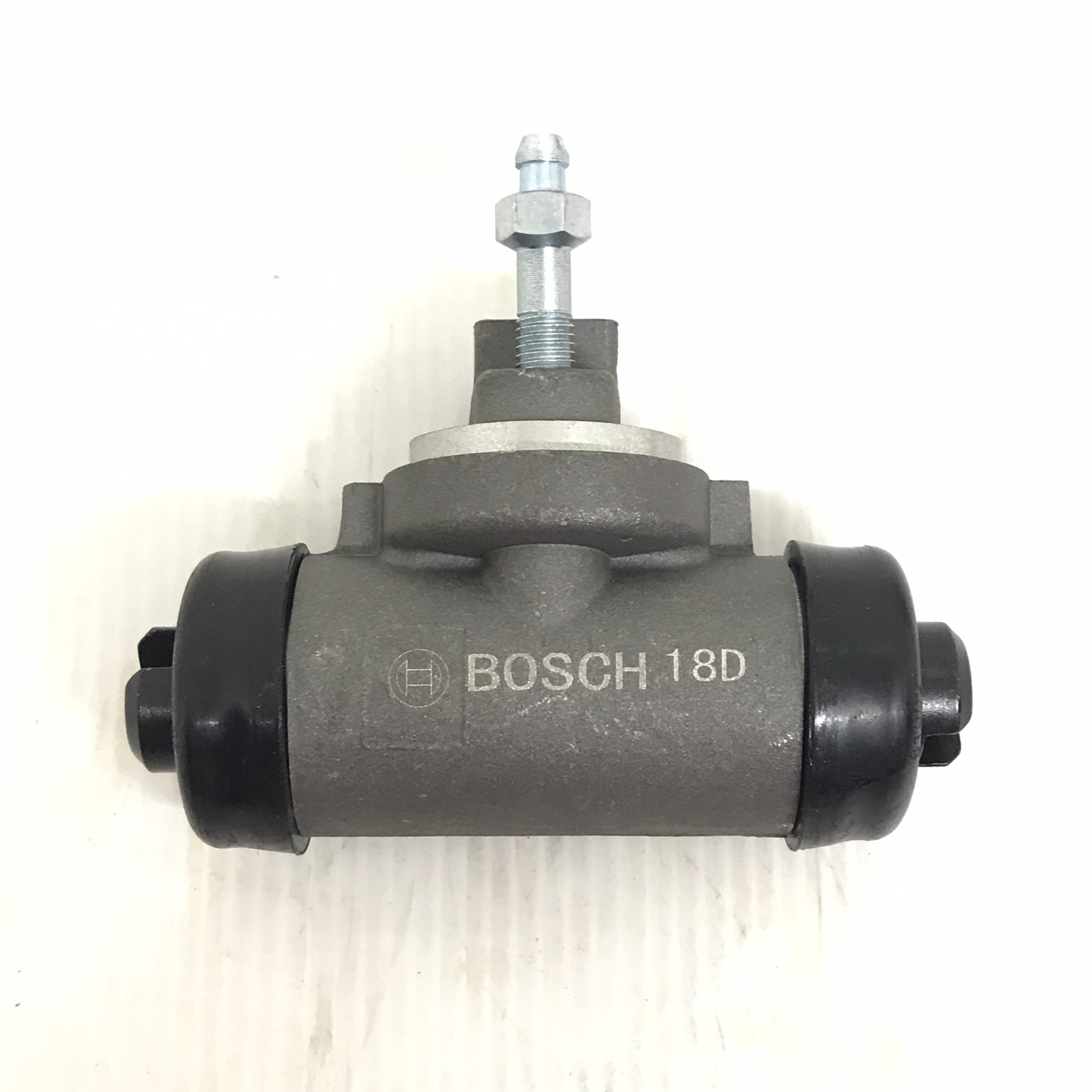 กระบอกเบรคหลัง NISSAN BIG.M / BDI / นิสสัน บีดีไอ / ซ้าย/ขวา (15/16) / 44100-08G12 / ยี่ห้อ BOSCH / (Brake Wheel Cylinder)