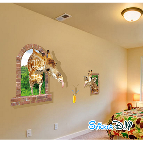 Transparent wall sticker สติ๊กเกอร์ติดผนัง 3D หน้าต่างยีราฟหยอกล้อ (กว้าง129cm.xสูง55cm.)