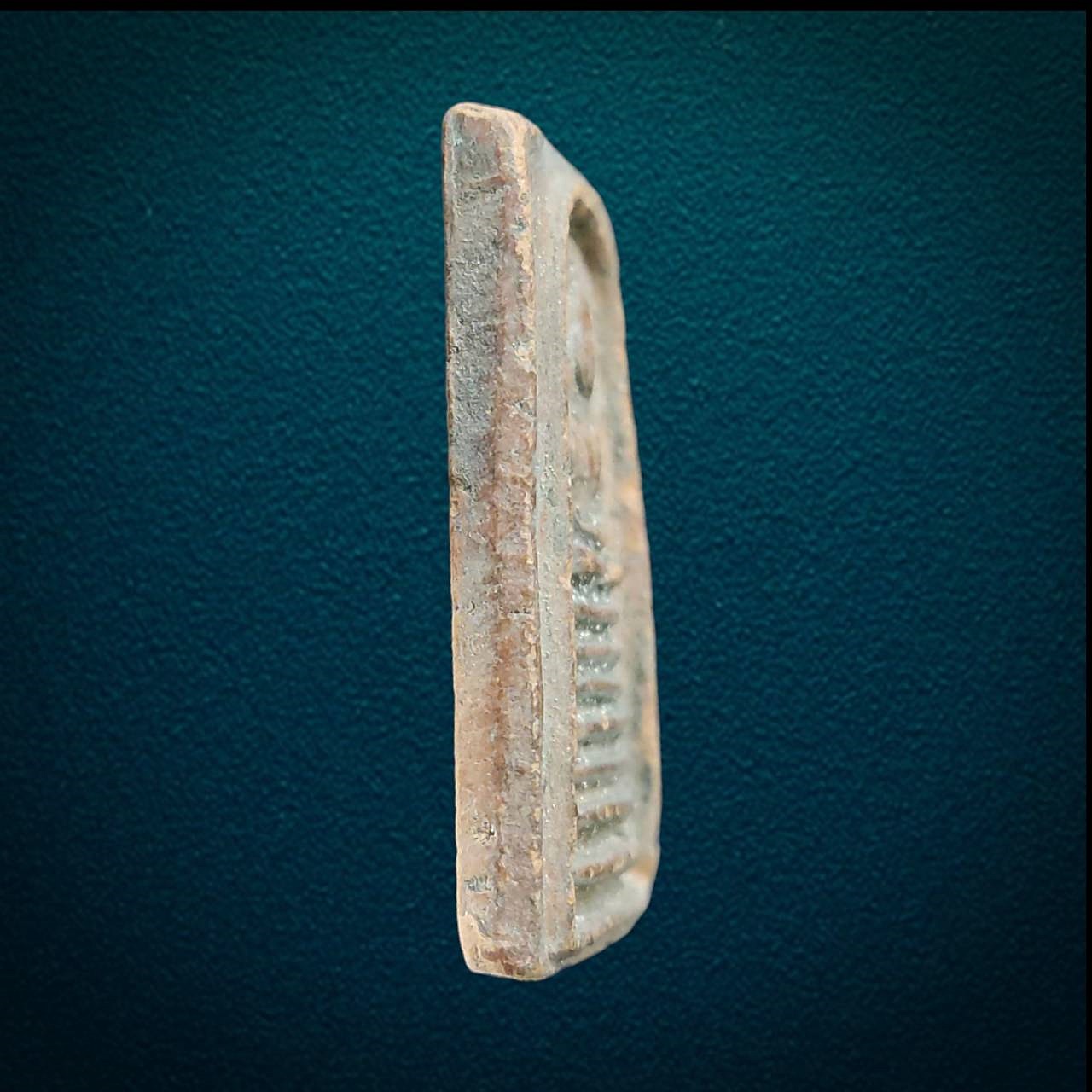 พระสมเด็จ พิมพ์7ชั้น เนื้อดิน ไม่ทราบที่