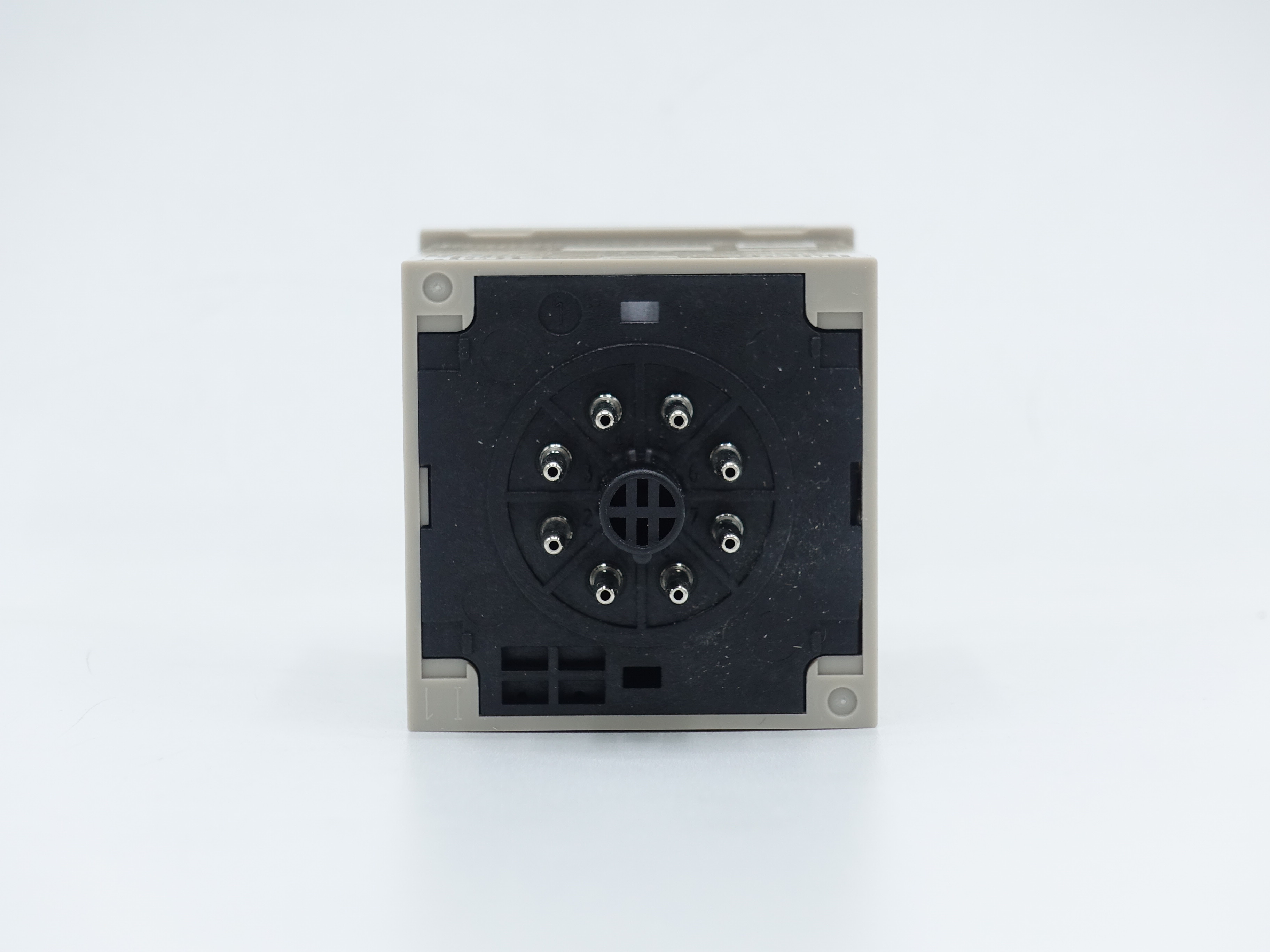 ทามเมอร์หน่วงเวลา H3CR-A8 220V Omron