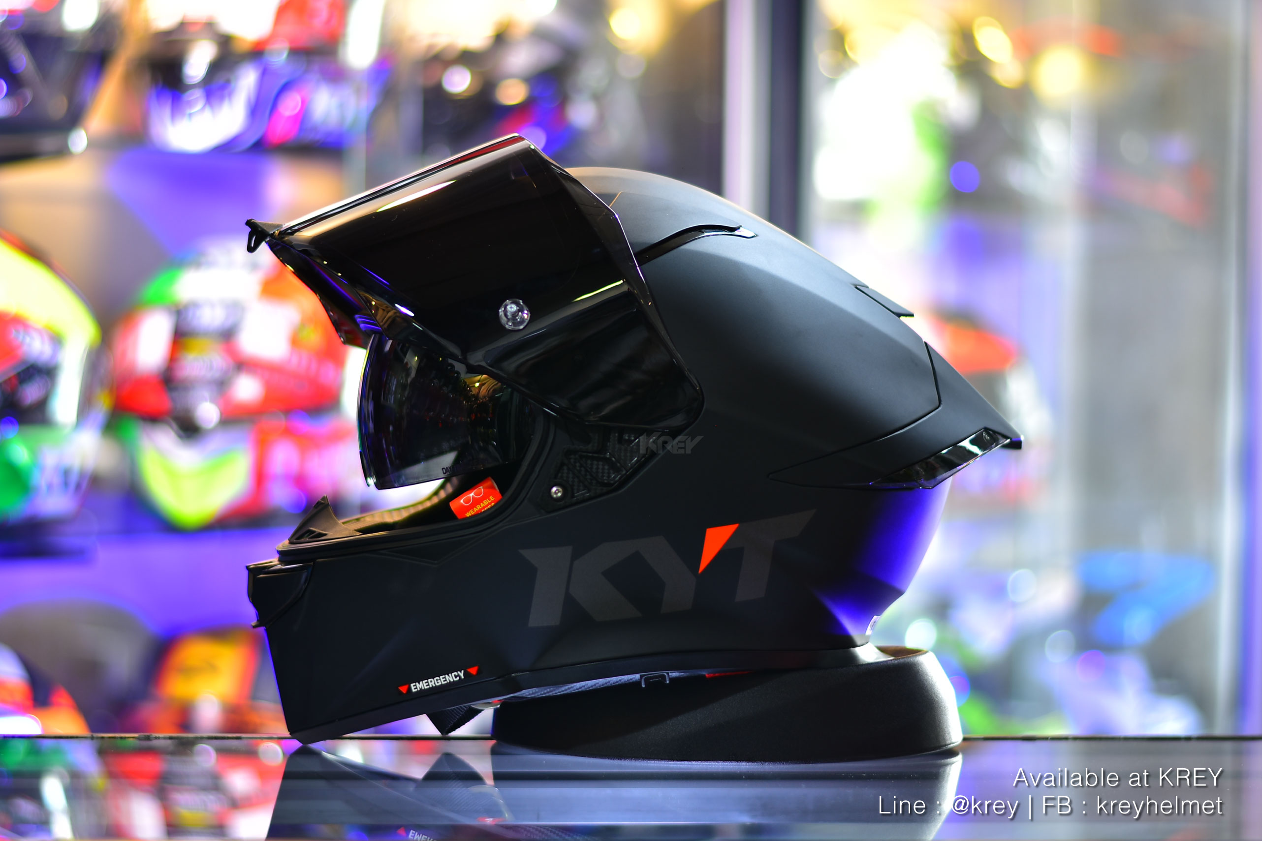 KYT model R2R Pro Plain Matt Black