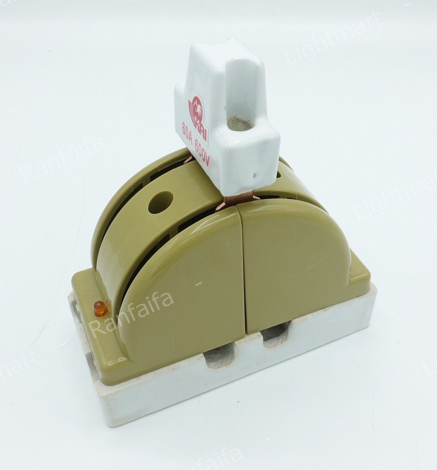 คัทเอ้าหลังเต่า (สับสองทาง) 2P 60A ตราไก่