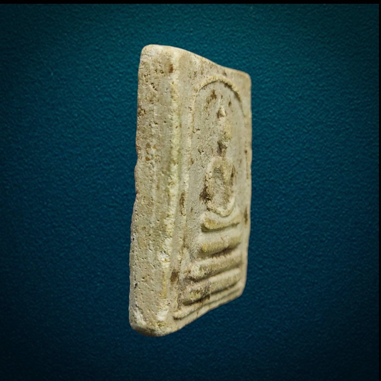 พระสมเด็จ พิมพ์3ชั้น เนื้อผงเก่า ไม่ทราบที่