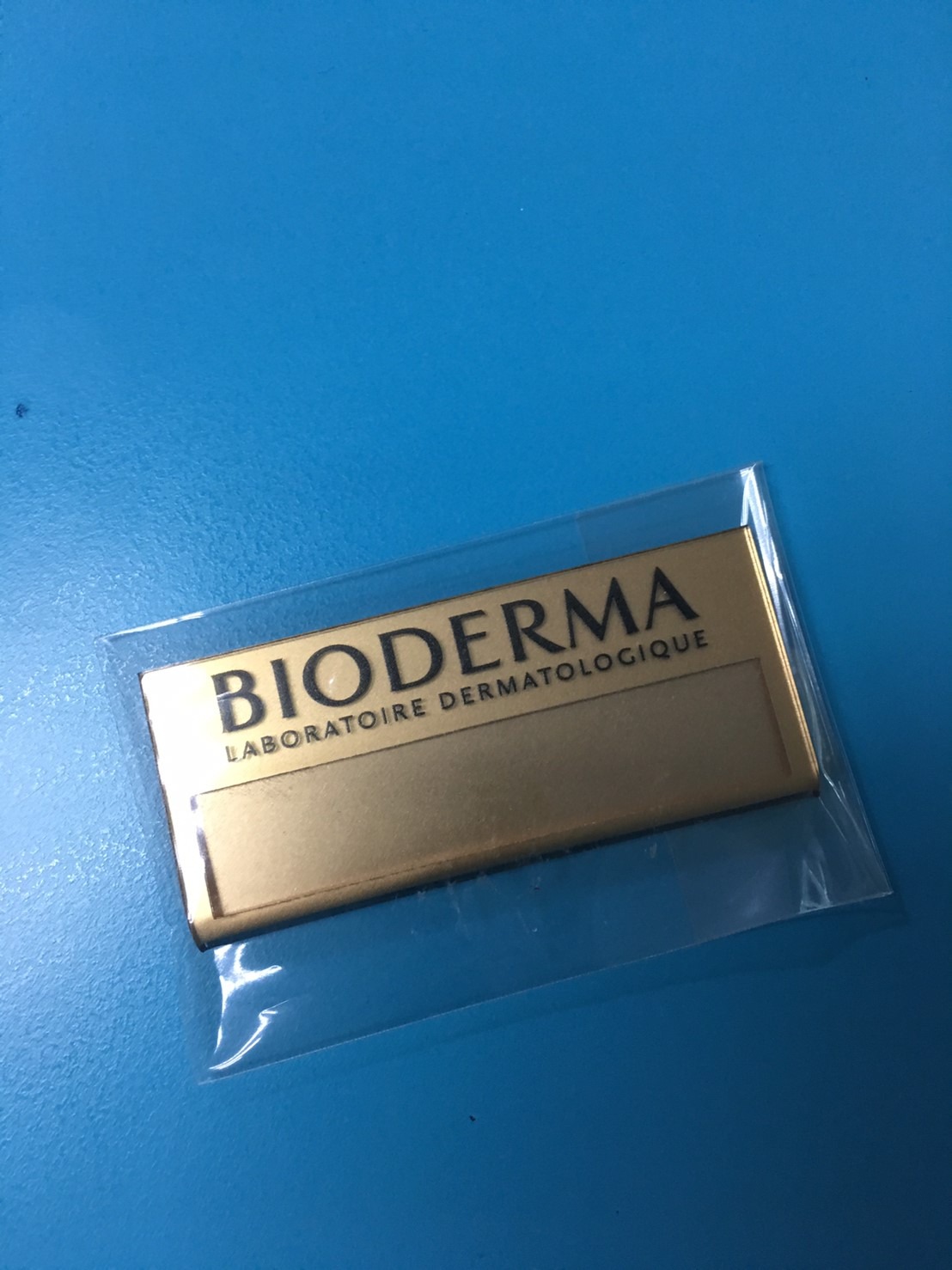 BADGE053