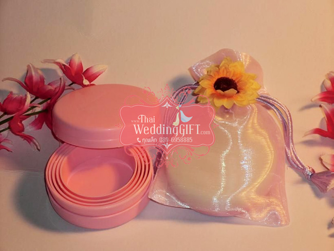 แก้วน้ำพับได้ น่าใช้พกพาสะดวก ใช้ตัดเม็ดยาได้ พร้อมฝาปิด แพ็คถุงผ้าแก้ว