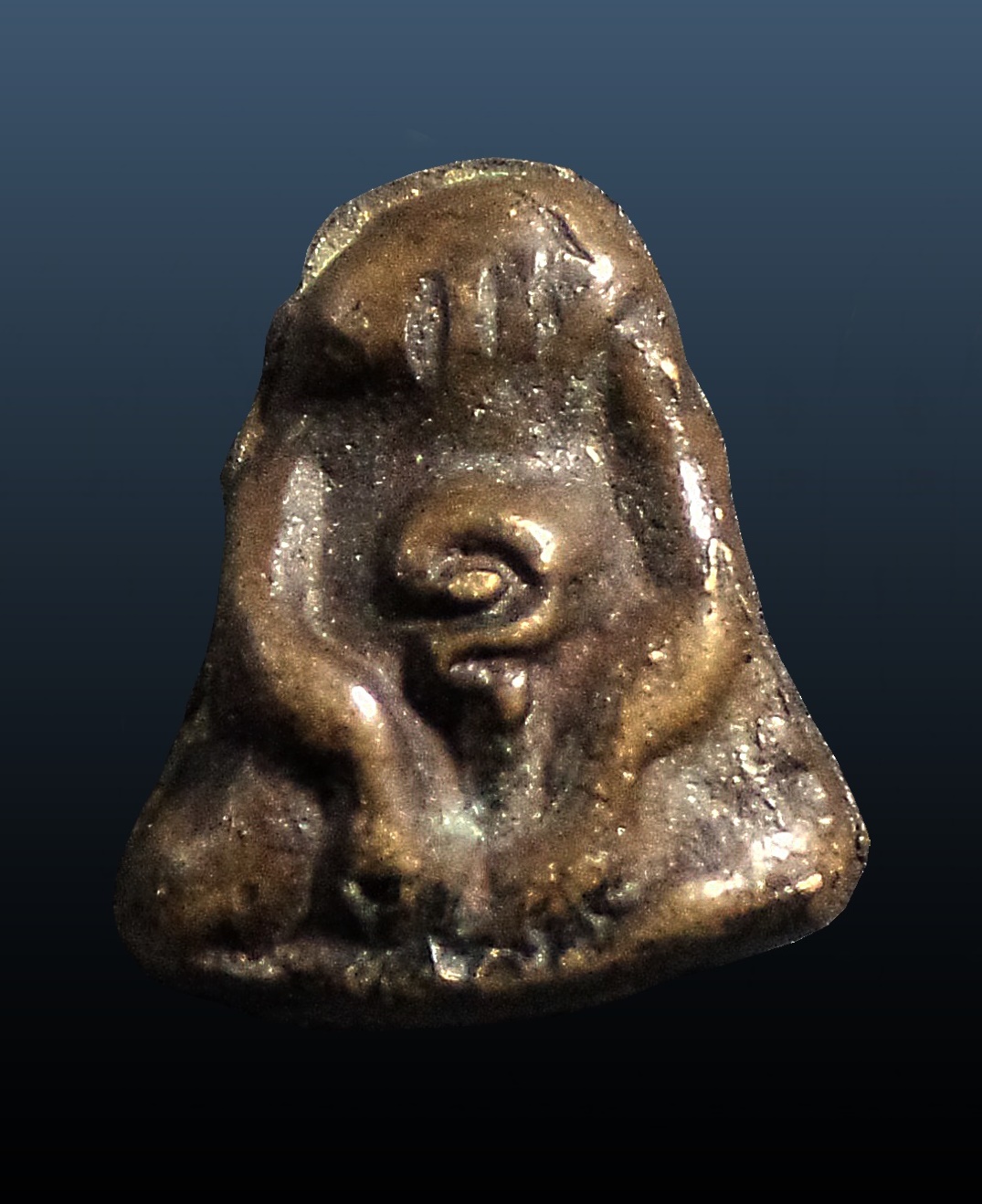 พระปิดตา เนื้อโลหะทองแดง ไม่ทราบที่